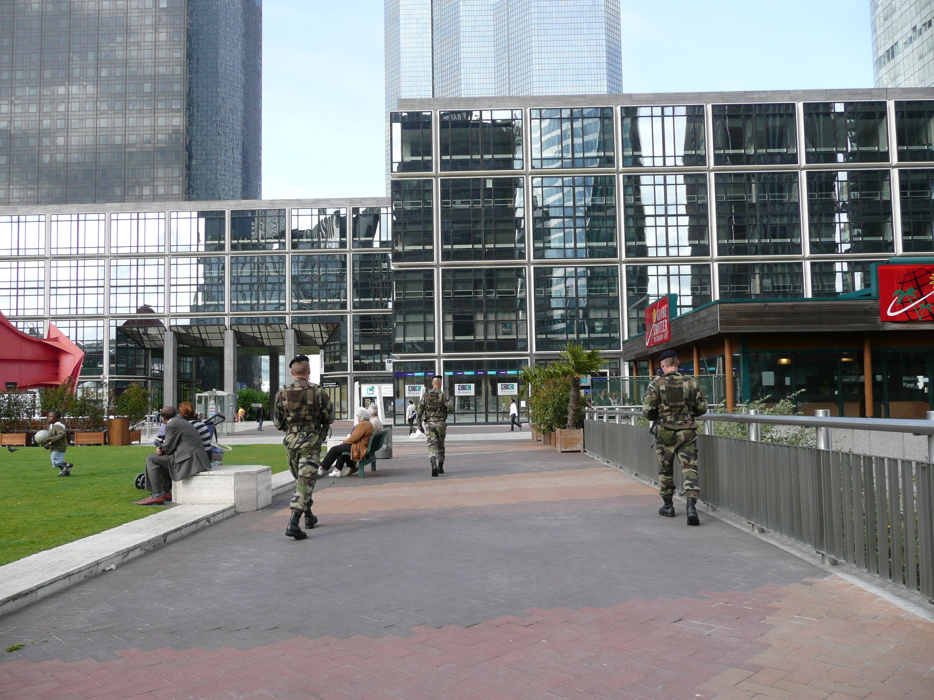 Picture France Paris La Defense 2007-05 145 - Tours La Defense