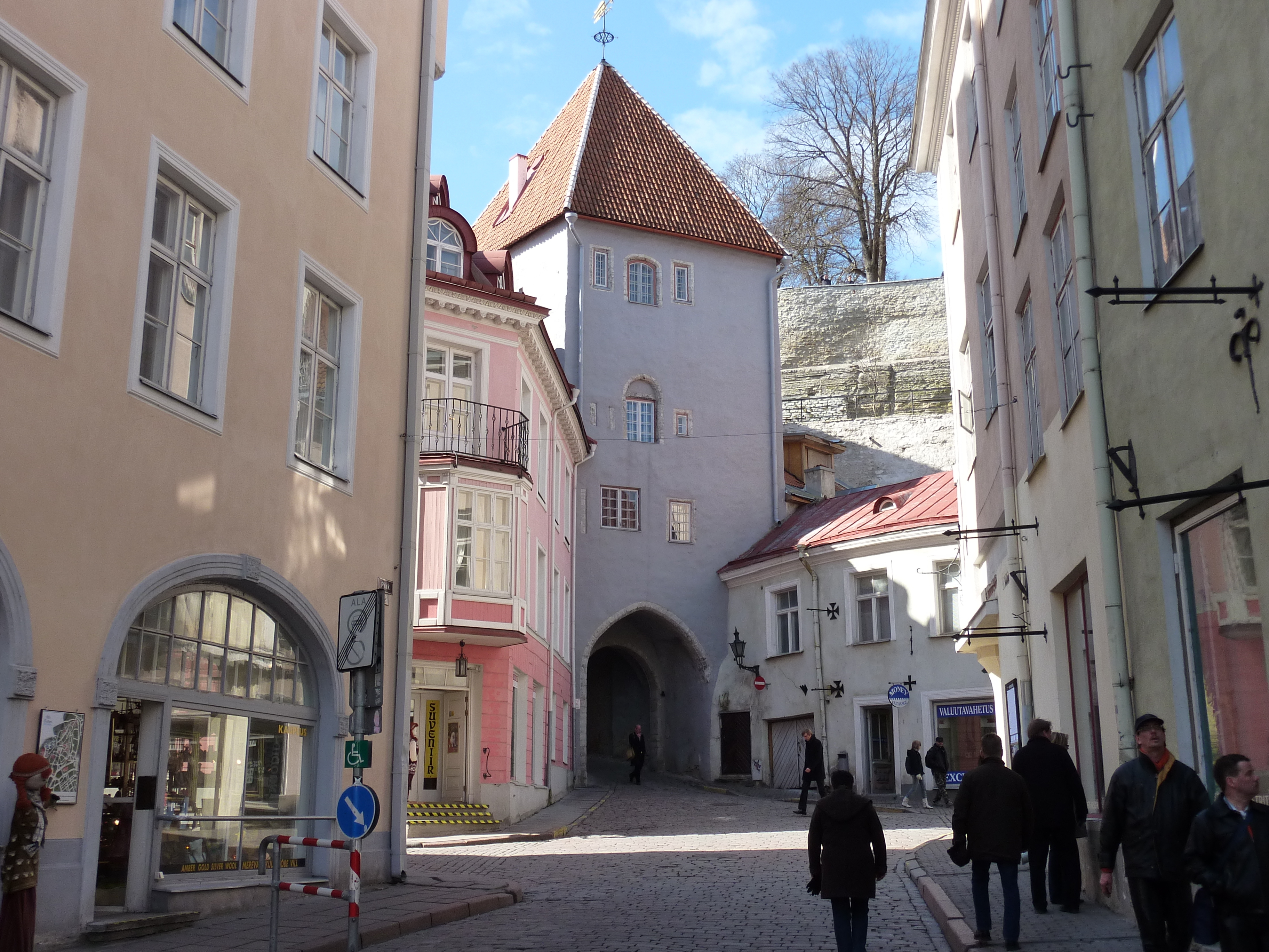 Picture Estonia Tallinn 2009-04 110 - History Tallinn