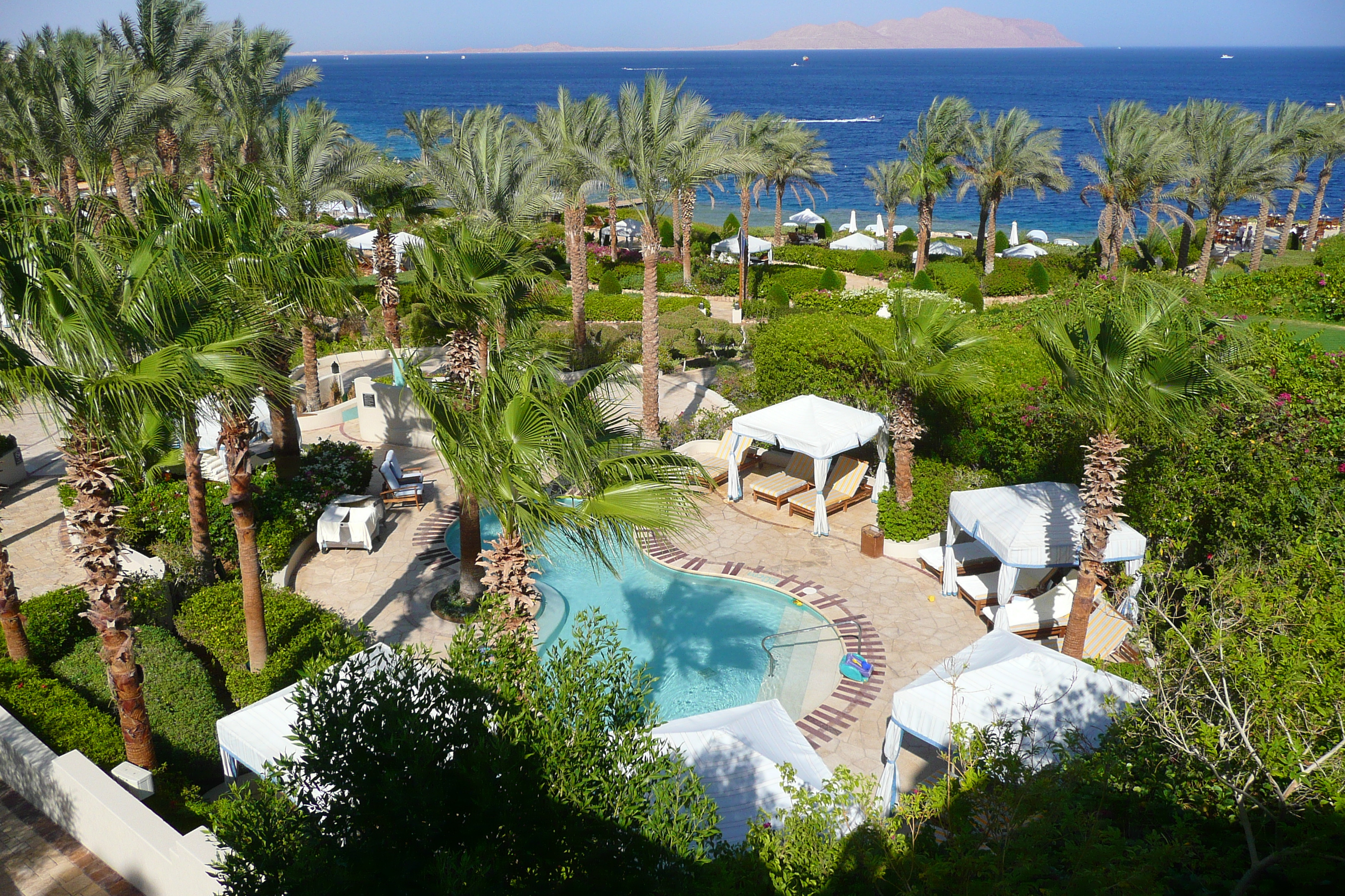 Picture Egypt Sharm el Sheikh Four Seasons Hotel Four Seasons Al Waha Pool 2008-06 40 - Discovery Four Seasons Al Waha Pool