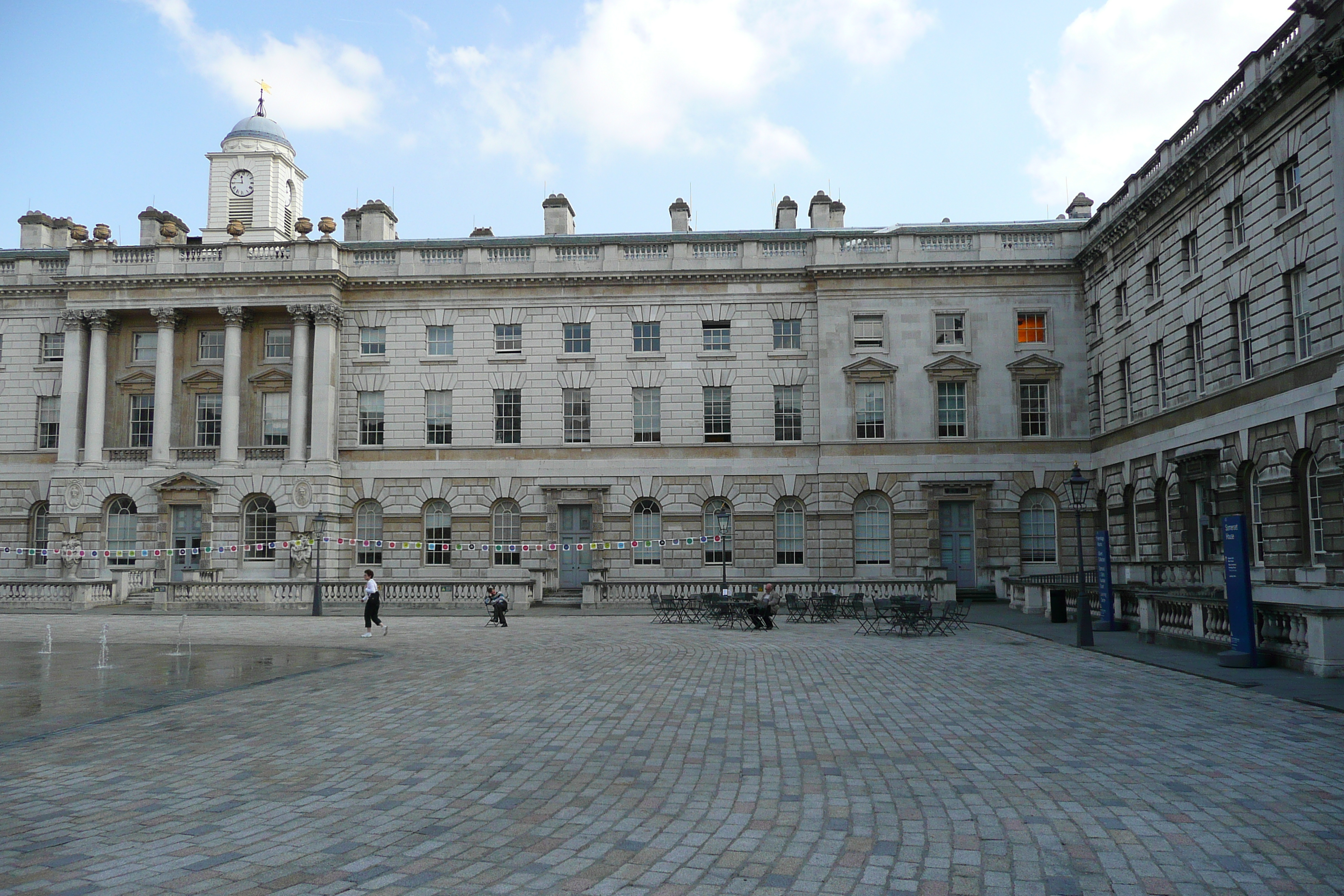 Picture United Kingdom London Somerset House 2007-09 52 - Tour Somerset House