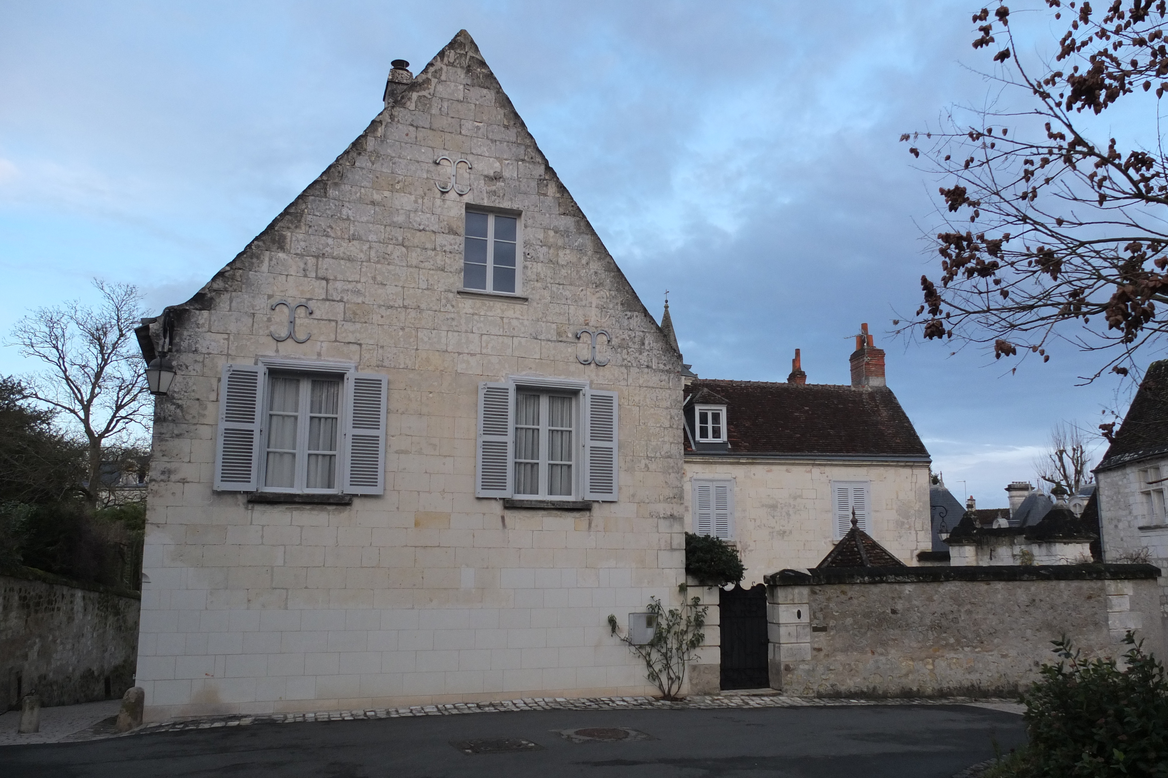 Picture France Loches Castle 2013-01 80 - Around Loches Castle