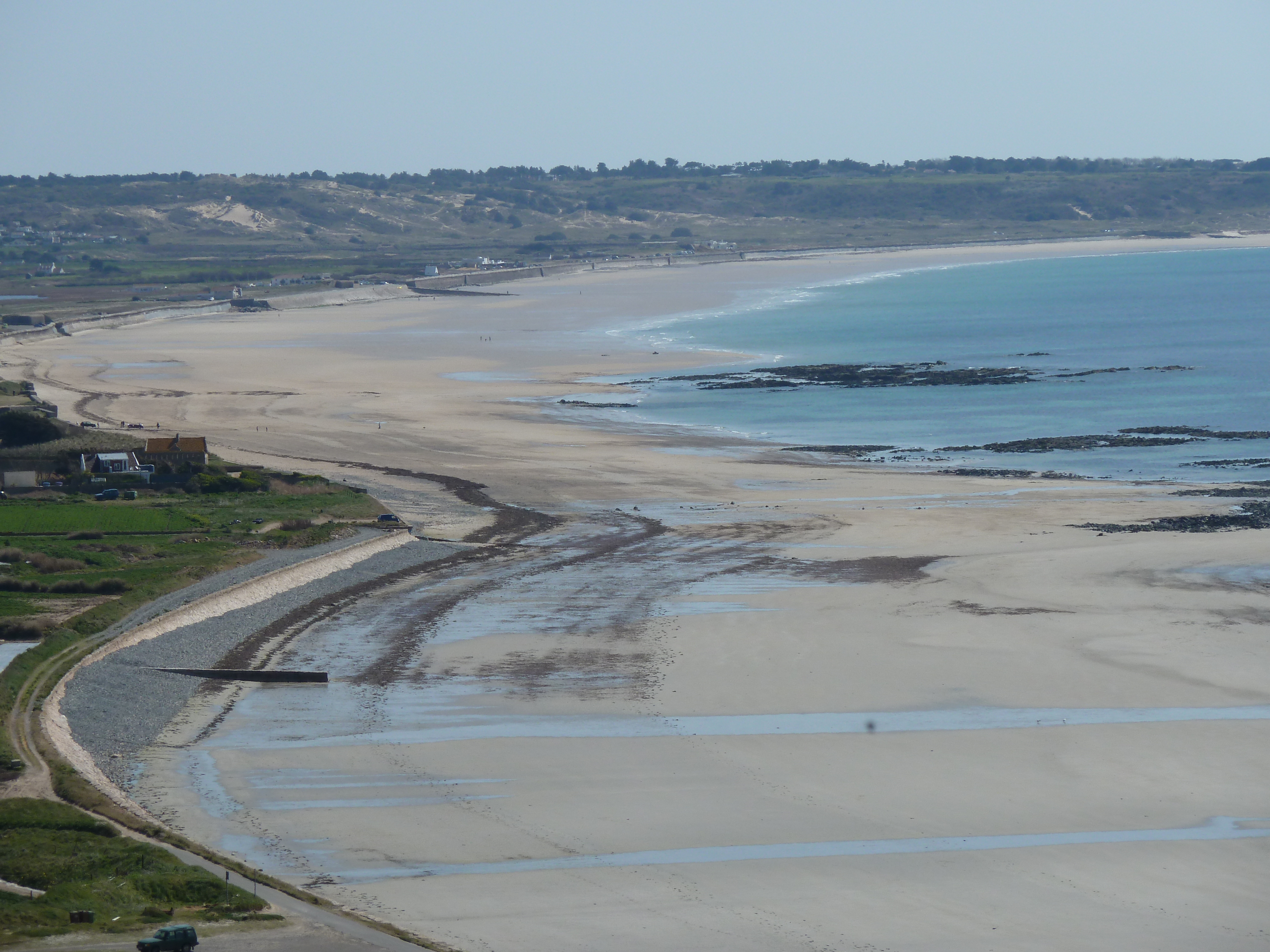 Picture Jersey Jersey St Ouen 2010-04 16 - Tours St Ouen