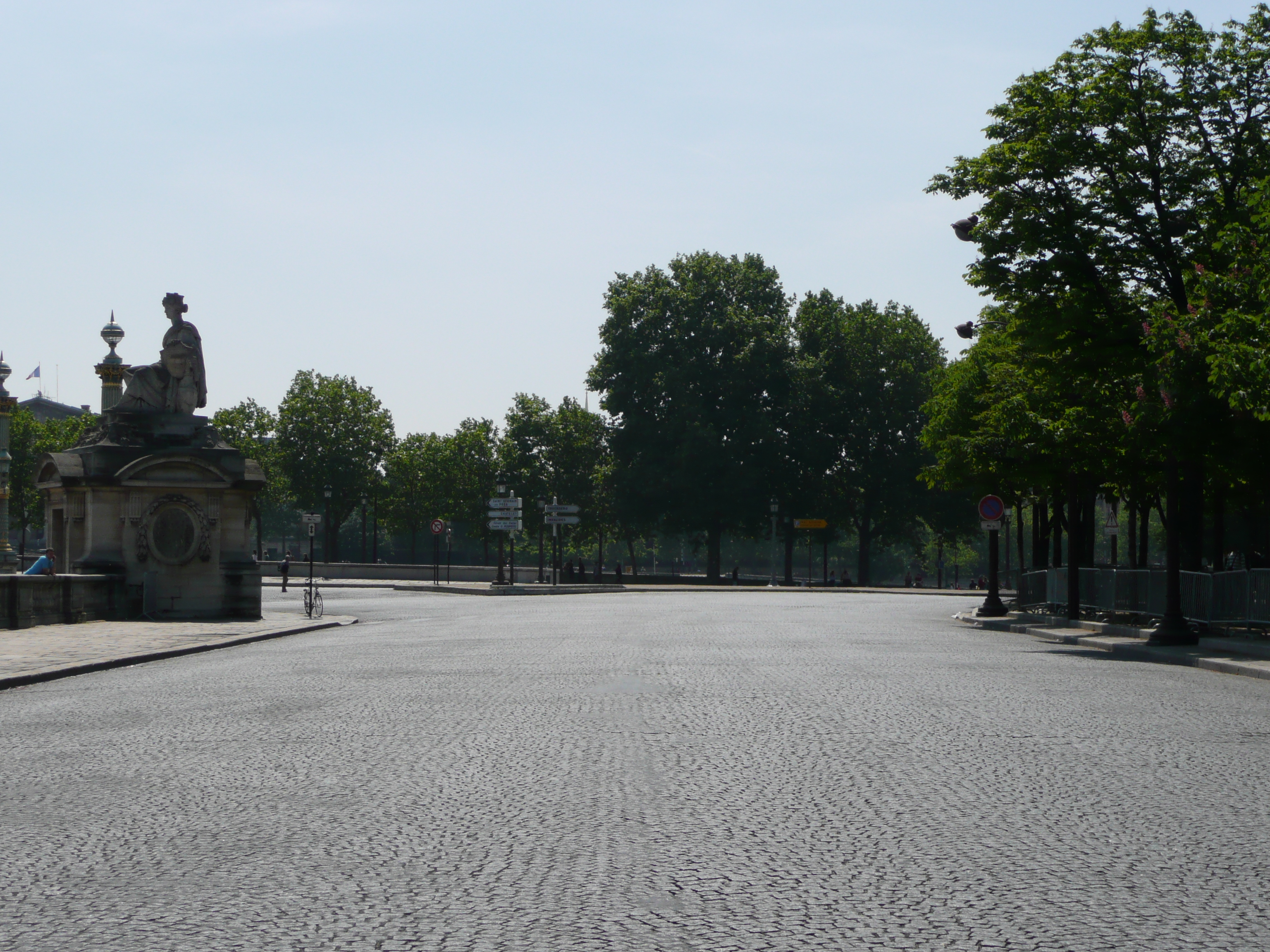 Picture France Paris La Concorde 2007-05 118 - Center La Concorde