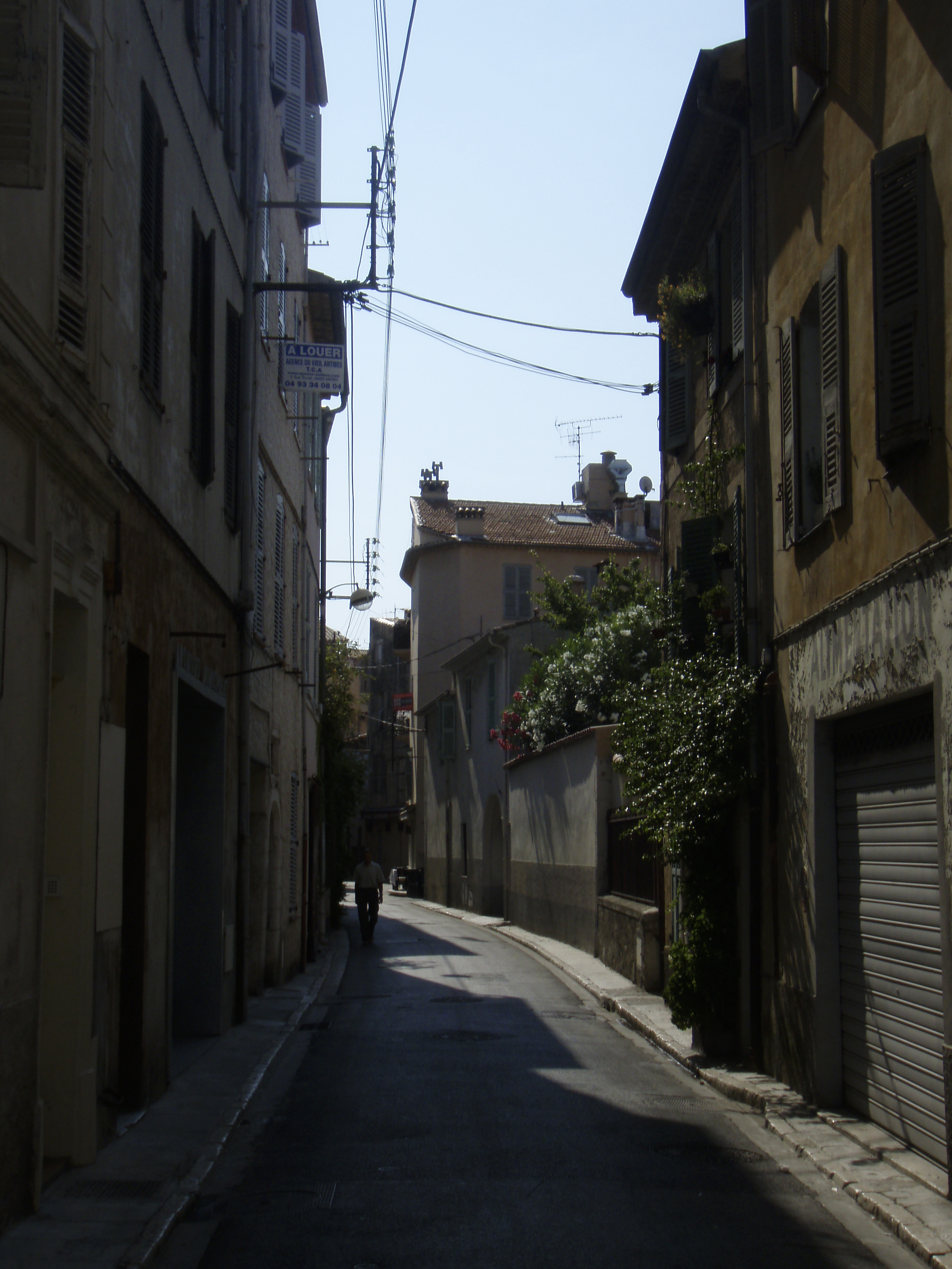 Picture France Antibes Boulevard Aguillon 2007-08 33 - History Boulevard Aguillon