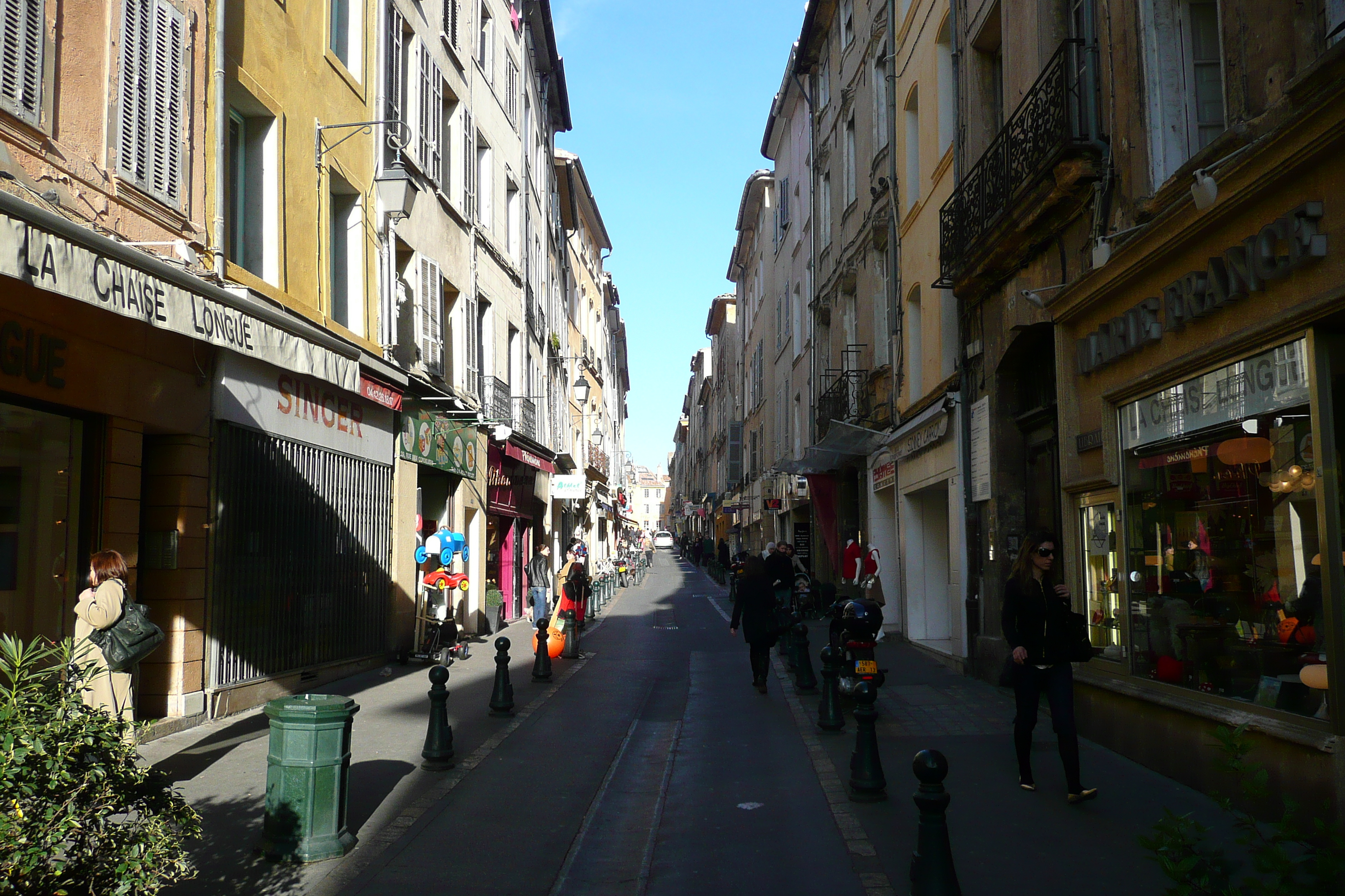 Picture France Aix en Provence 2008-04 0 - Around Aix en Provence