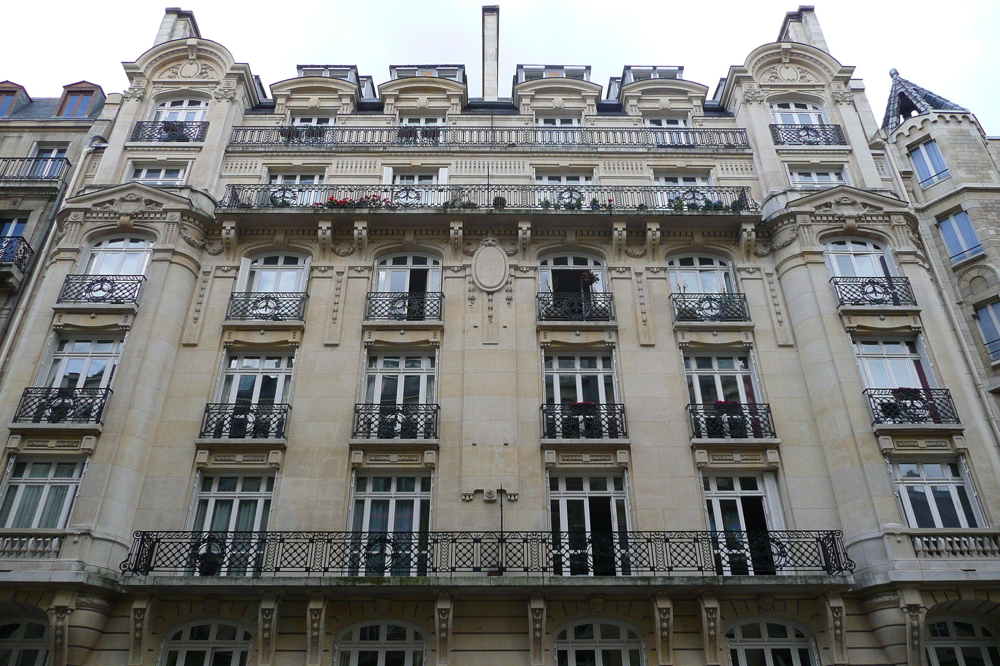 Picture France Paris Rue Ampere 2007-06 26 - Around Rue Ampere