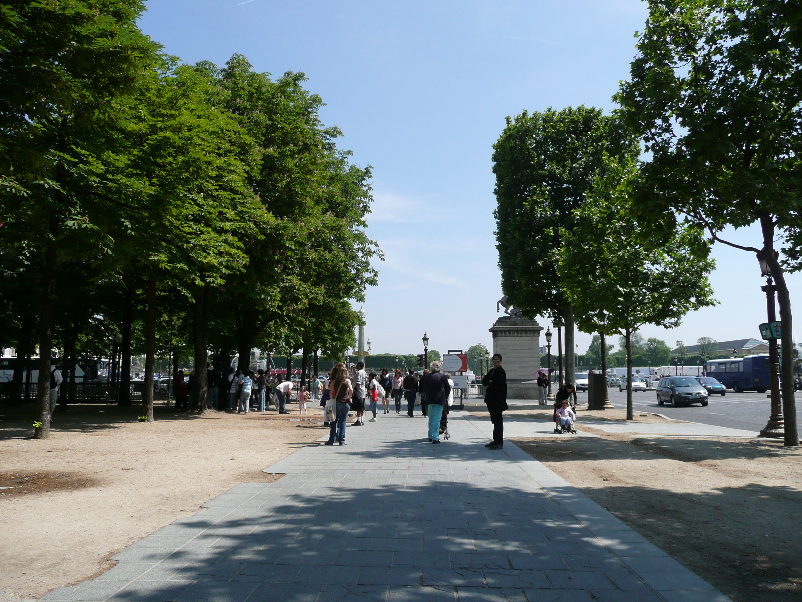 Picture France Paris Champs Elysees 2007-05 13 - Tours Champs Elysees