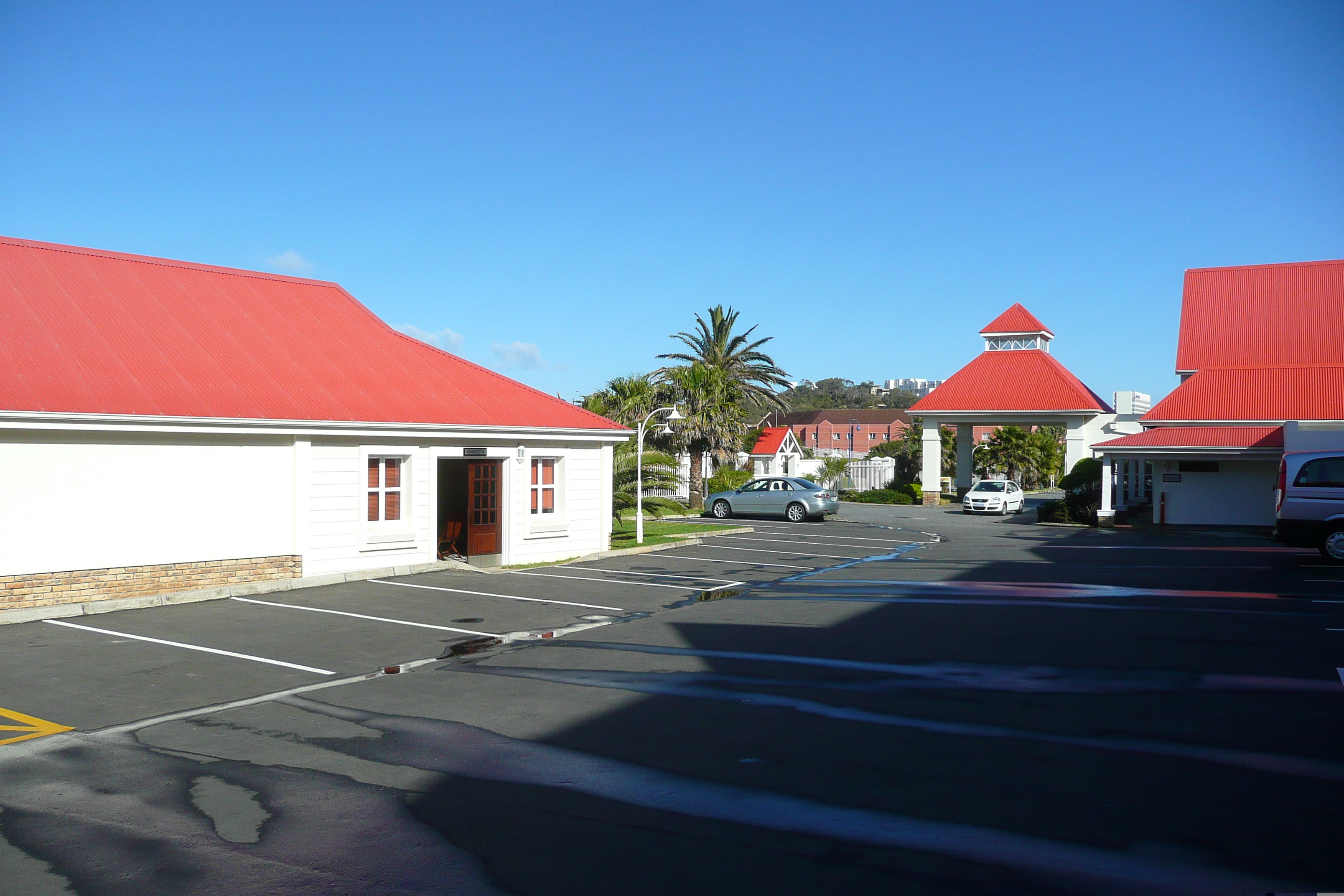 Picture South Africa Port Elizabeth Courtyard Hotel 2008-09 34 - History Courtyard Hotel