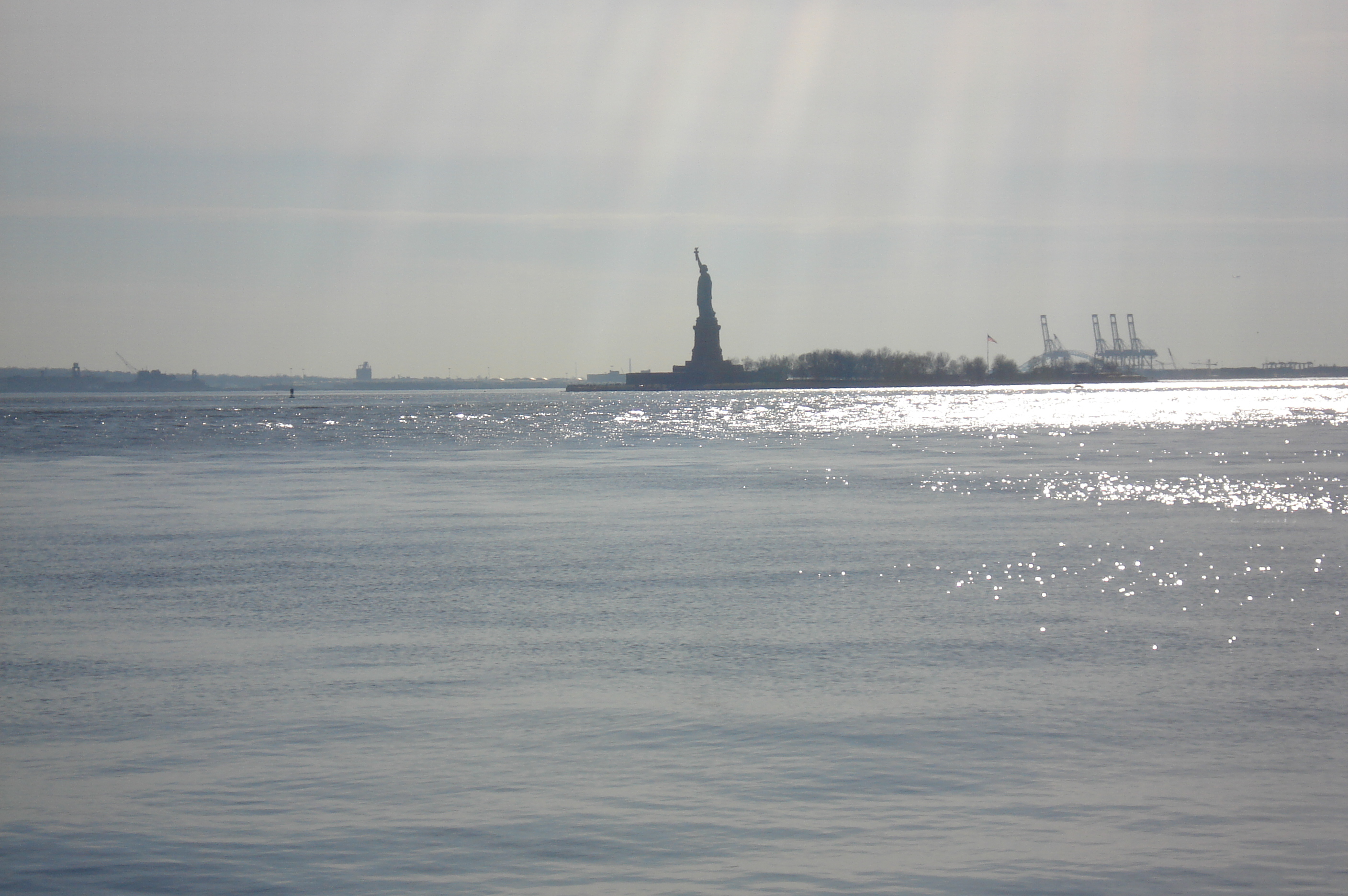 Picture United States New York Battery Park 2006-03 33 - Journey Battery Park