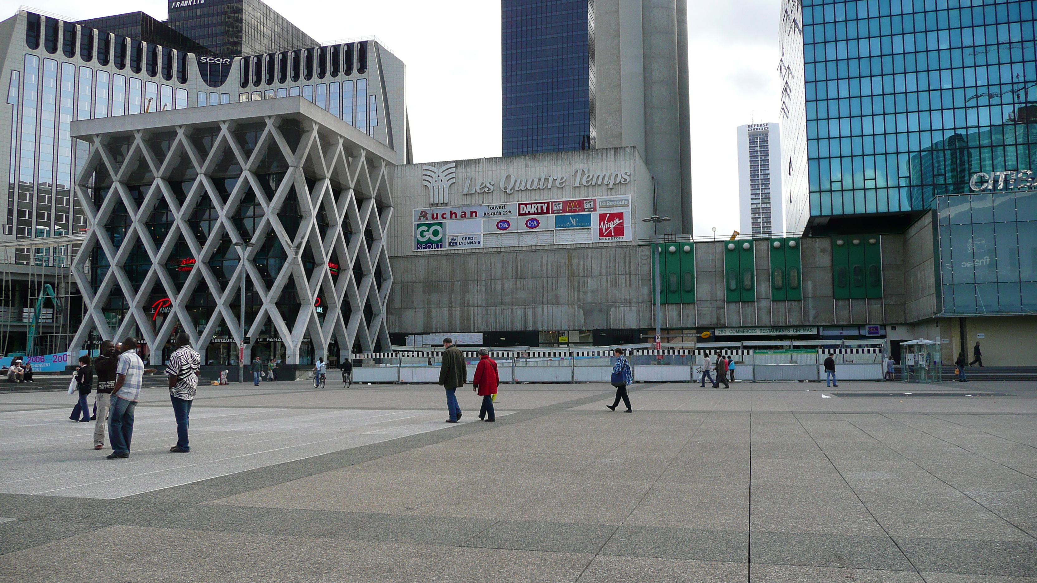 Picture France Paris La Defense 2007-05 223 - History La Defense