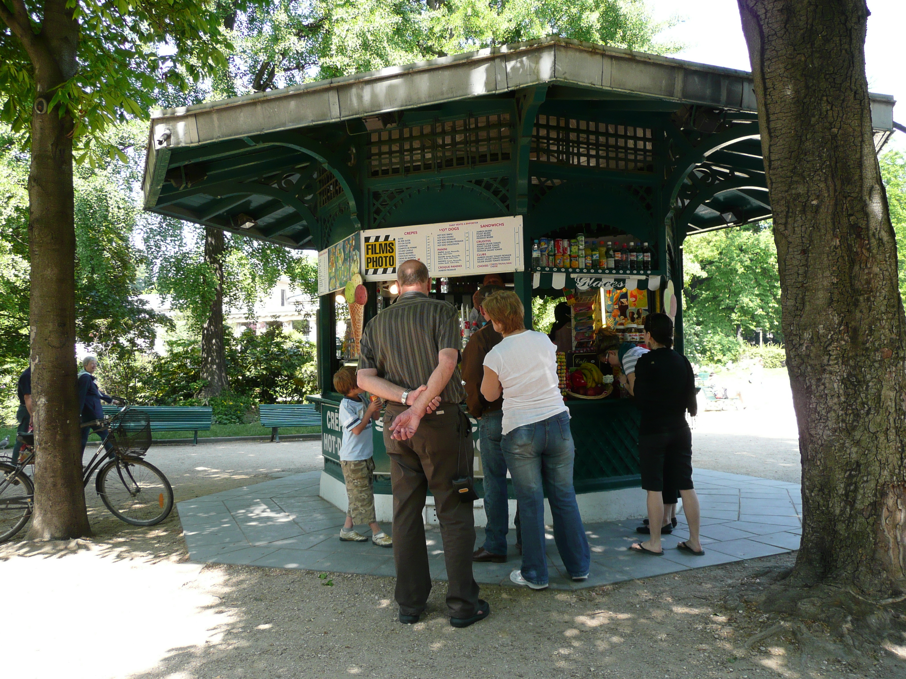 Picture France Paris Champs Elysees 2007-05 2 - History Champs Elysees