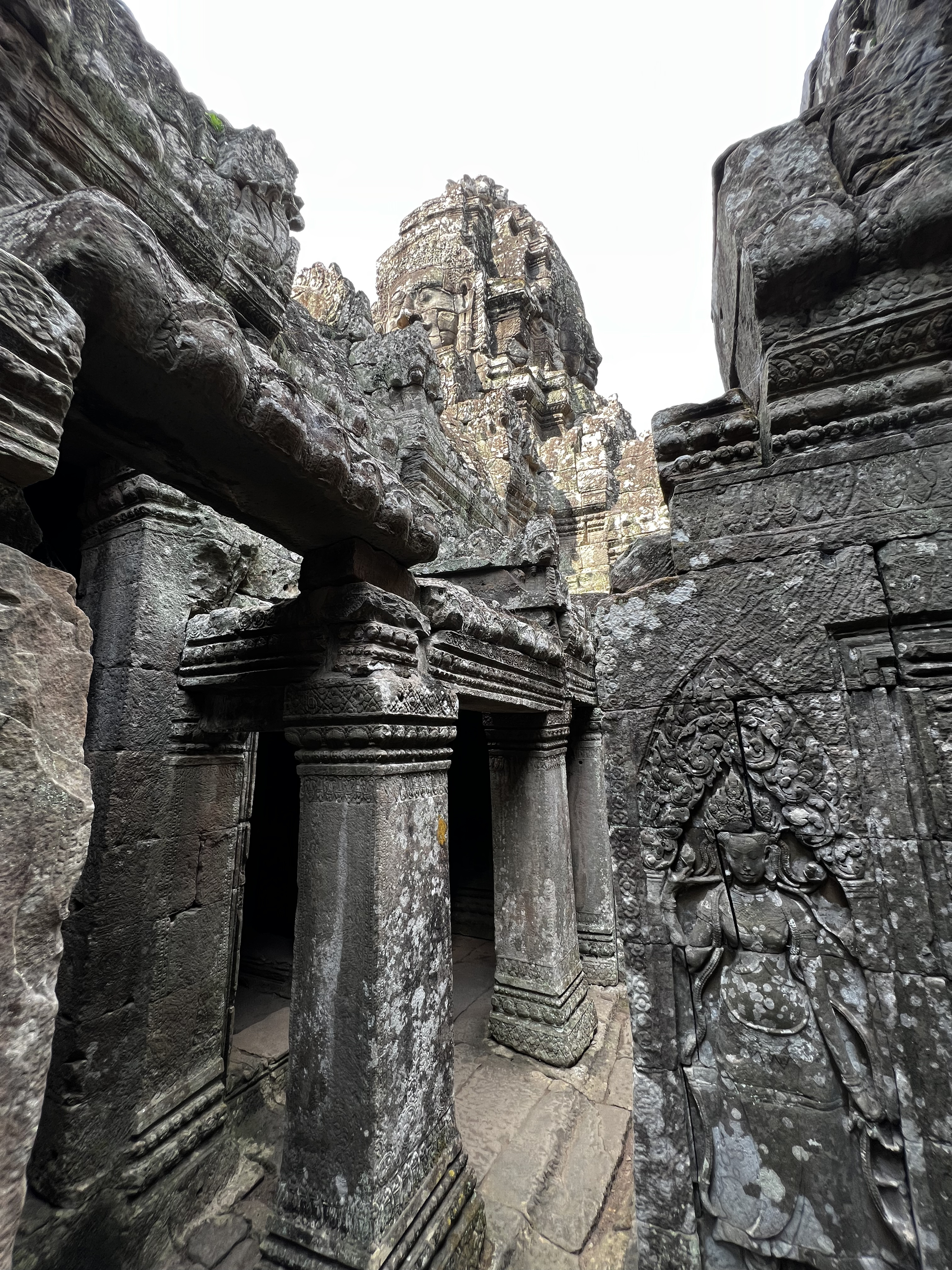 Picture Cambodia Siem Reap Bayon 2023-01 49 - Tour Bayon