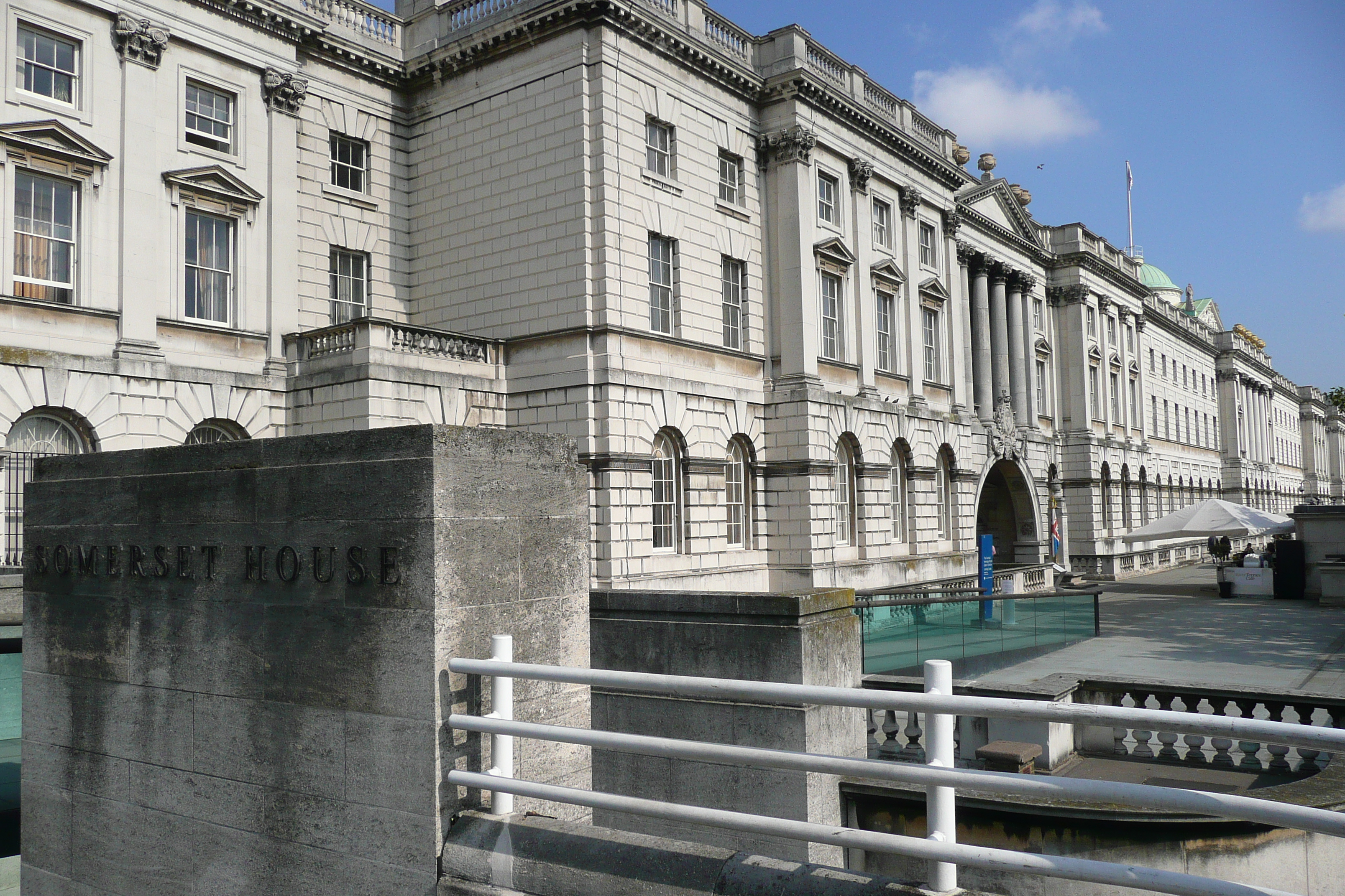 Picture United Kingdom London Somerset House 2007-09 62 - Recreation Somerset House