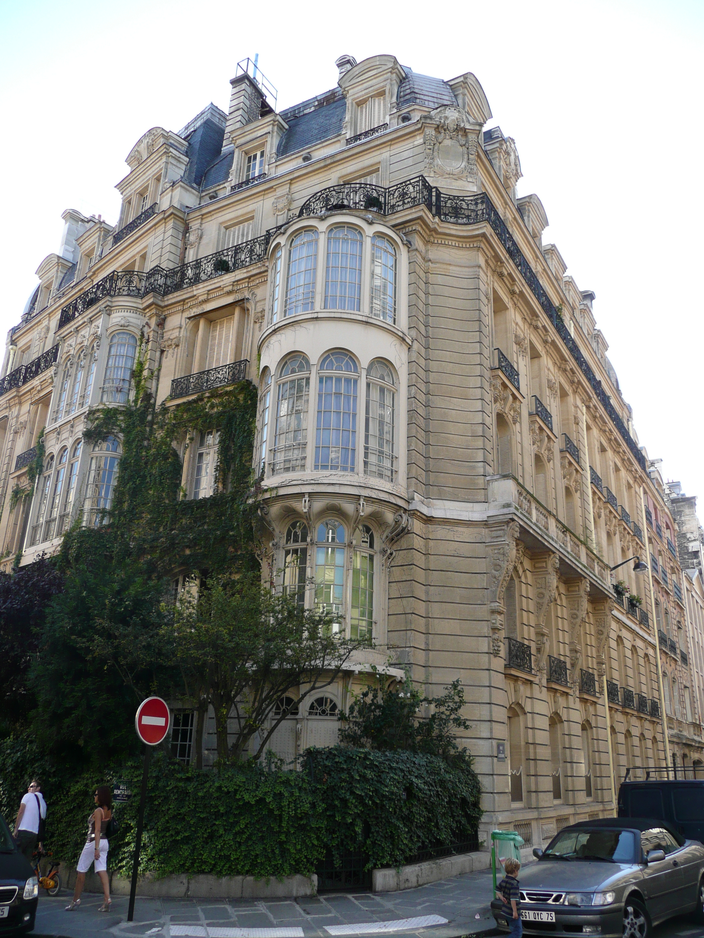 Picture France Paris 8th Arrondissement Rue Rembrandt 2007-09 20 - Center Rue Rembrandt