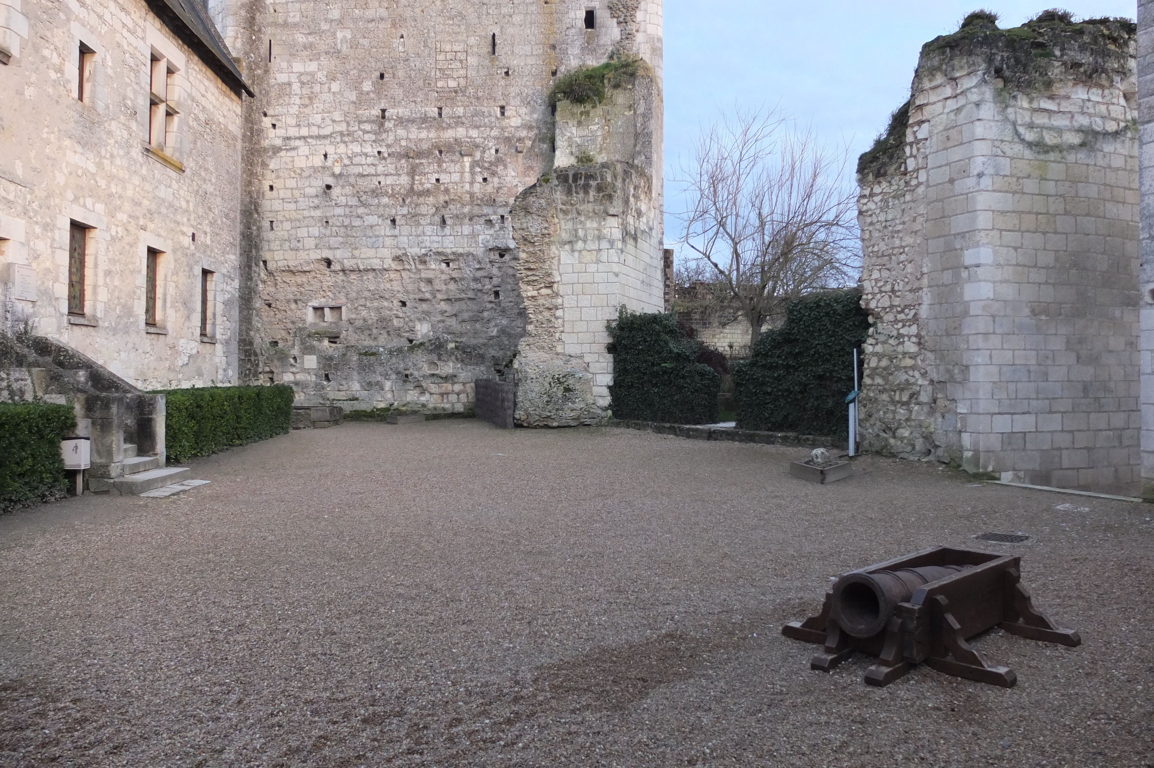 Picture France Loches Castle 2013-01 82 - Around Loches Castle