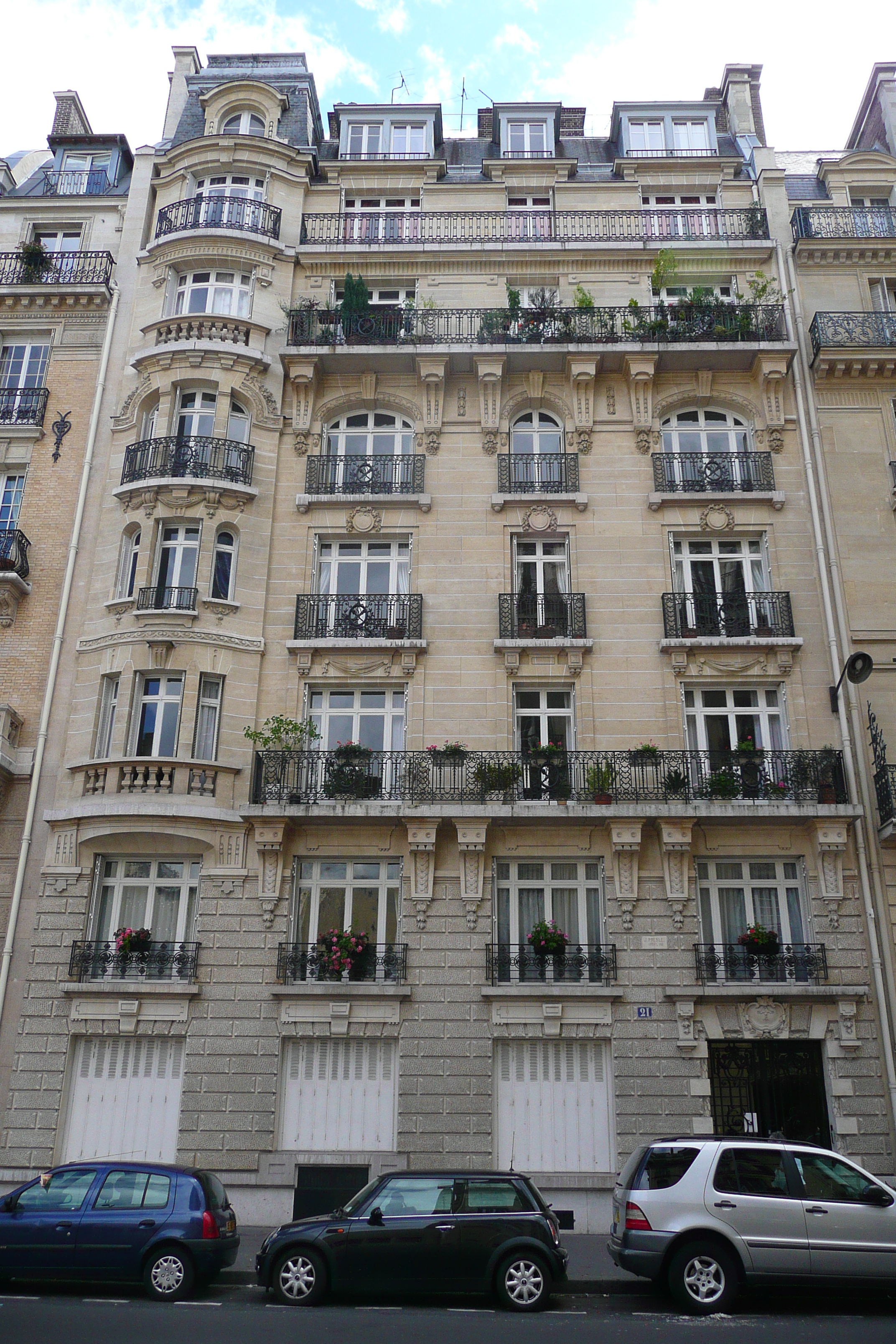 Picture France Paris Rue Ampere 2007-06 46 - Tours Rue Ampere