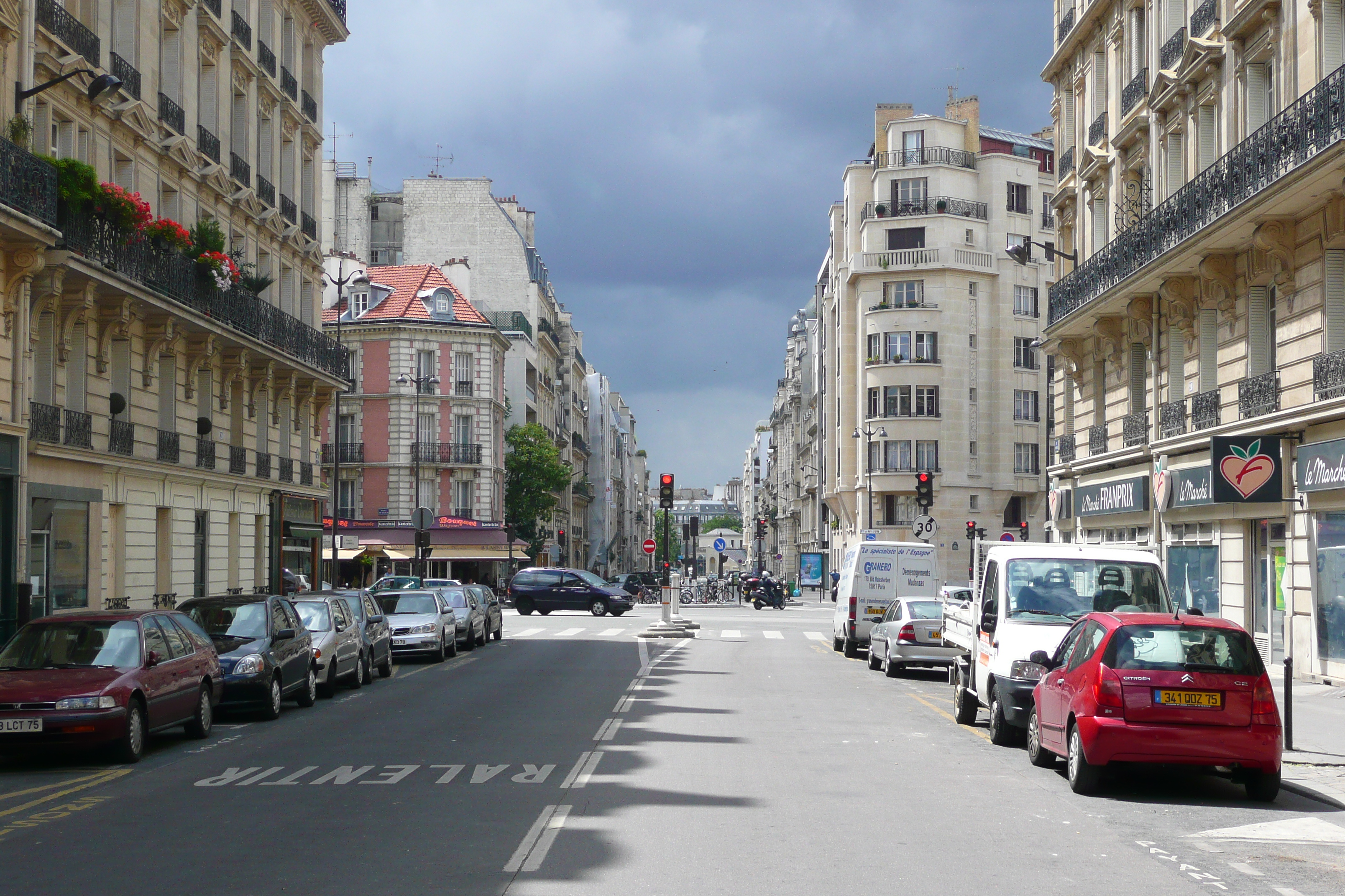 Picture France Paris Rue Ampere 2007-06 47 - History Rue Ampere