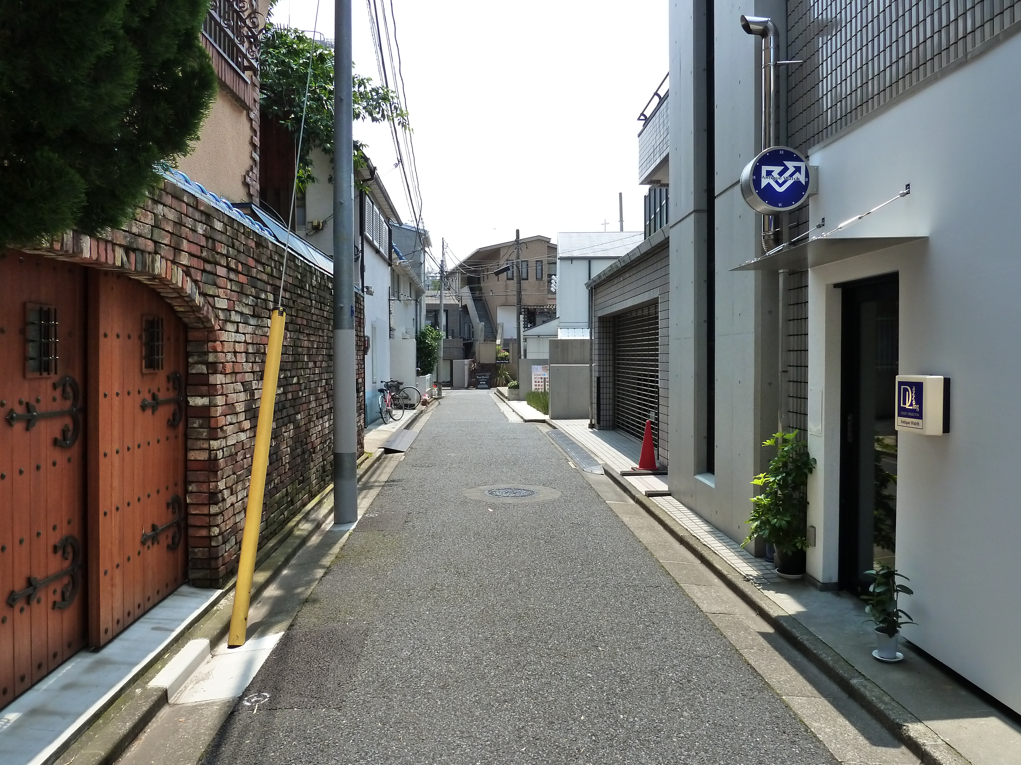 Picture Japan Tokyo Omotesando 2010-06 30 - Center Omotesando