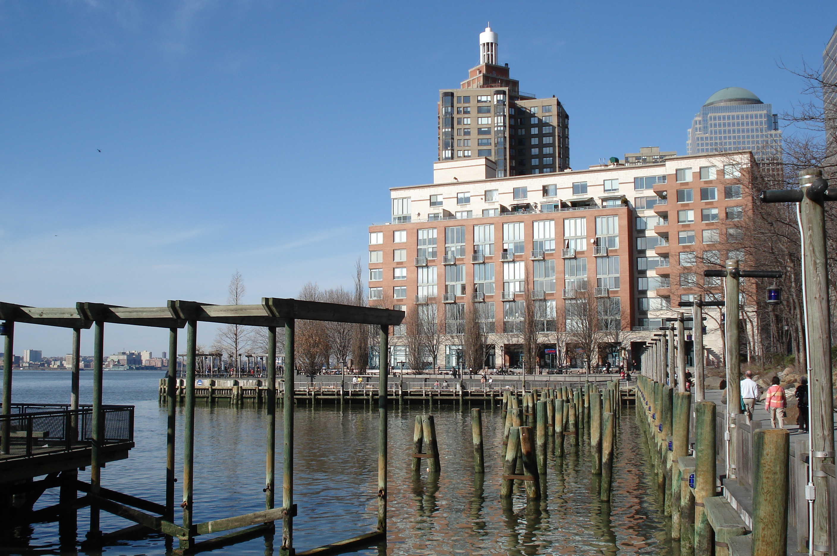 Picture United States New York Battery Park 2006-03 60 - Center Battery Park