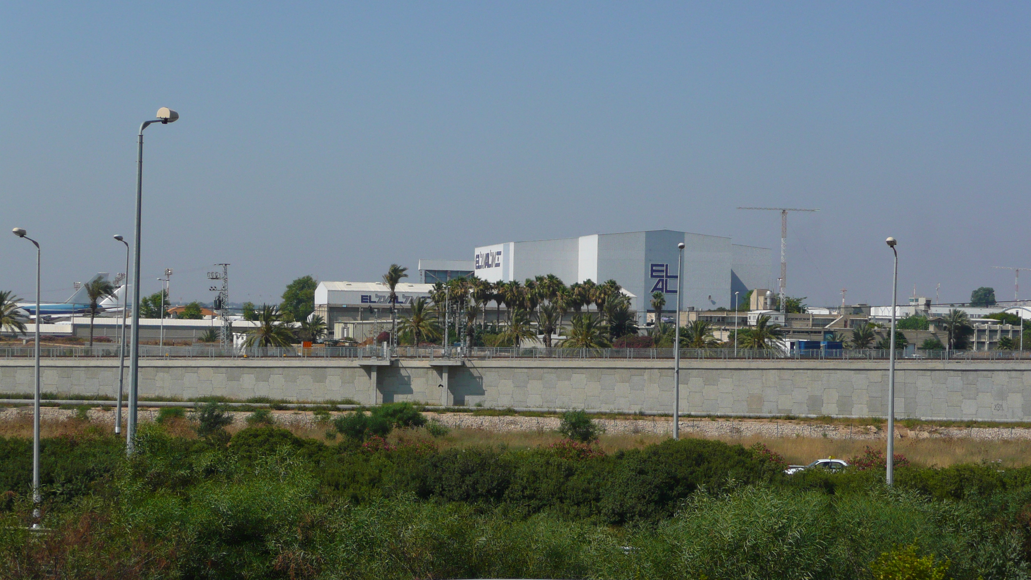 Picture Israel Tel Aviv to Ben Gurion Airport 2007-06 68 - Around Tel Aviv to Ben Gurion Airport