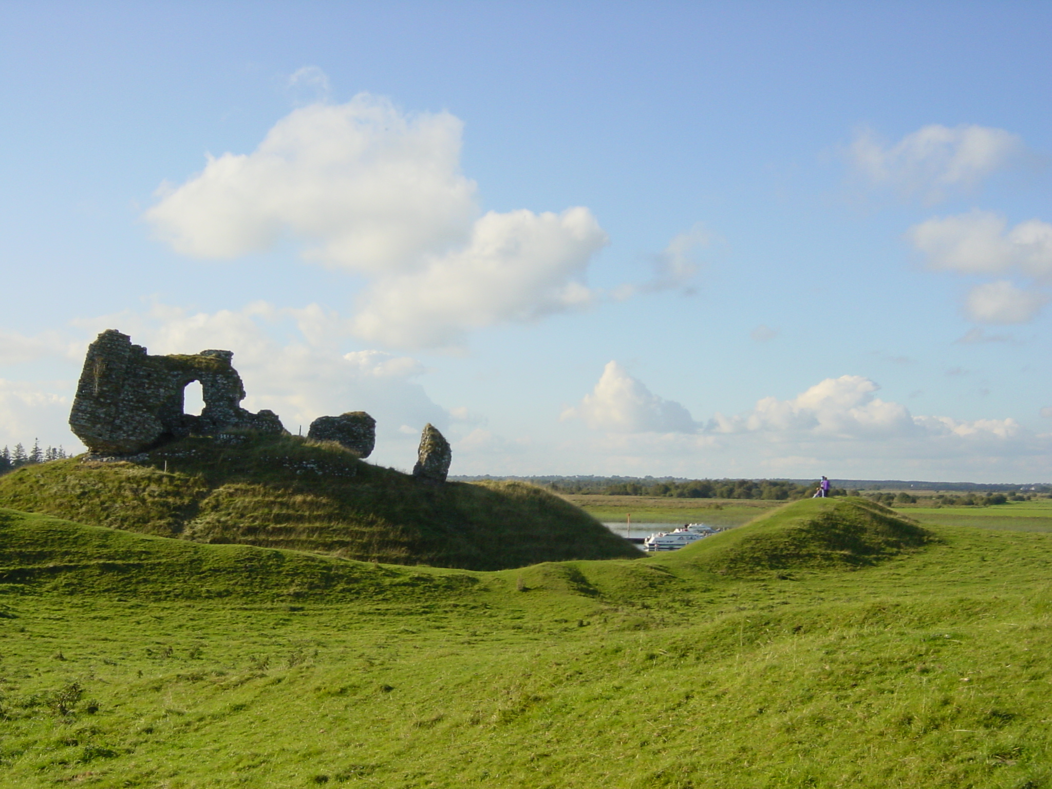 Picture Ireland Clonmacnoise 2003-09 7 - Tour Clonmacnoise