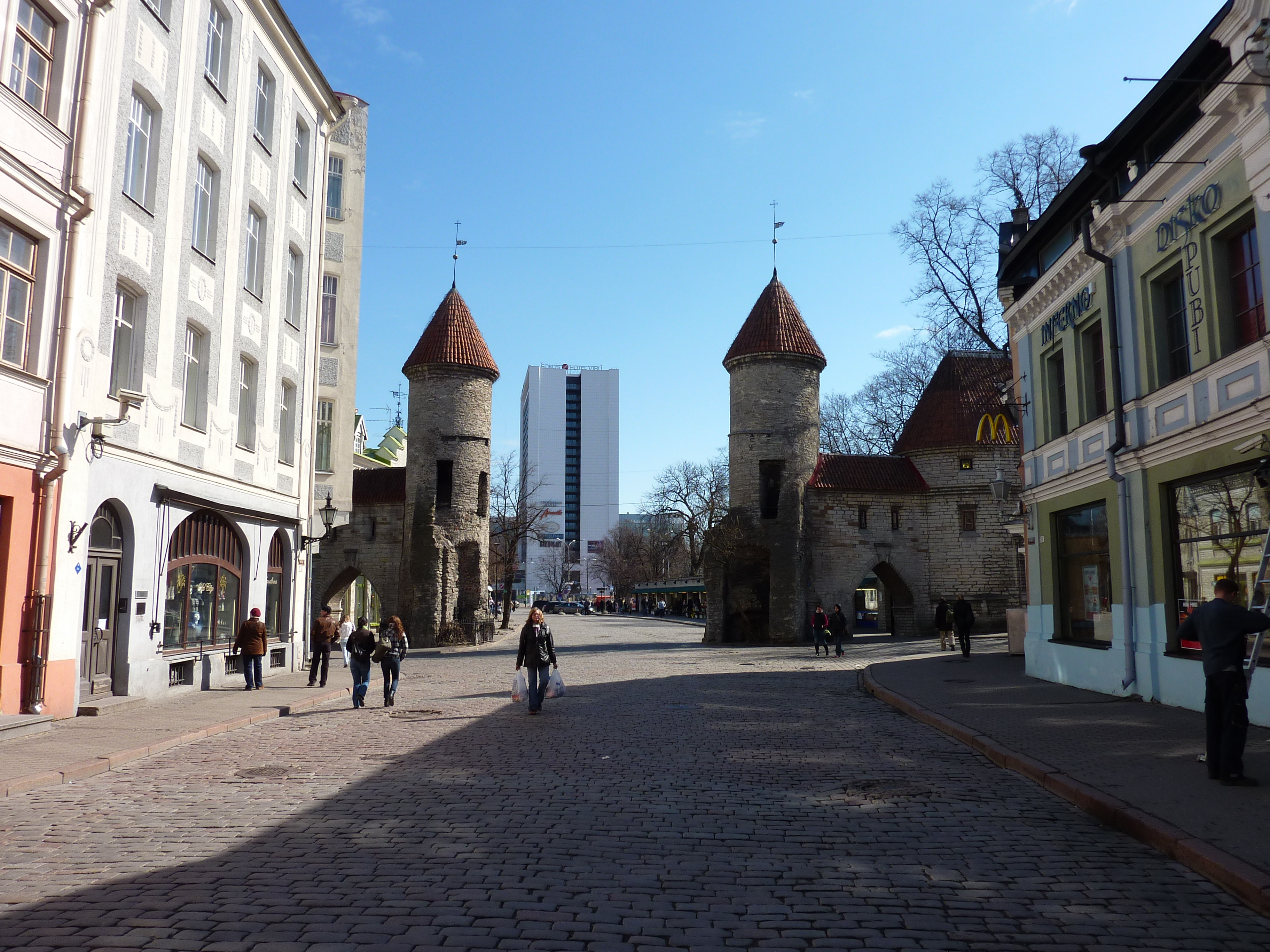 Picture Estonia Tallinn 2009-04 20 - Discovery Tallinn