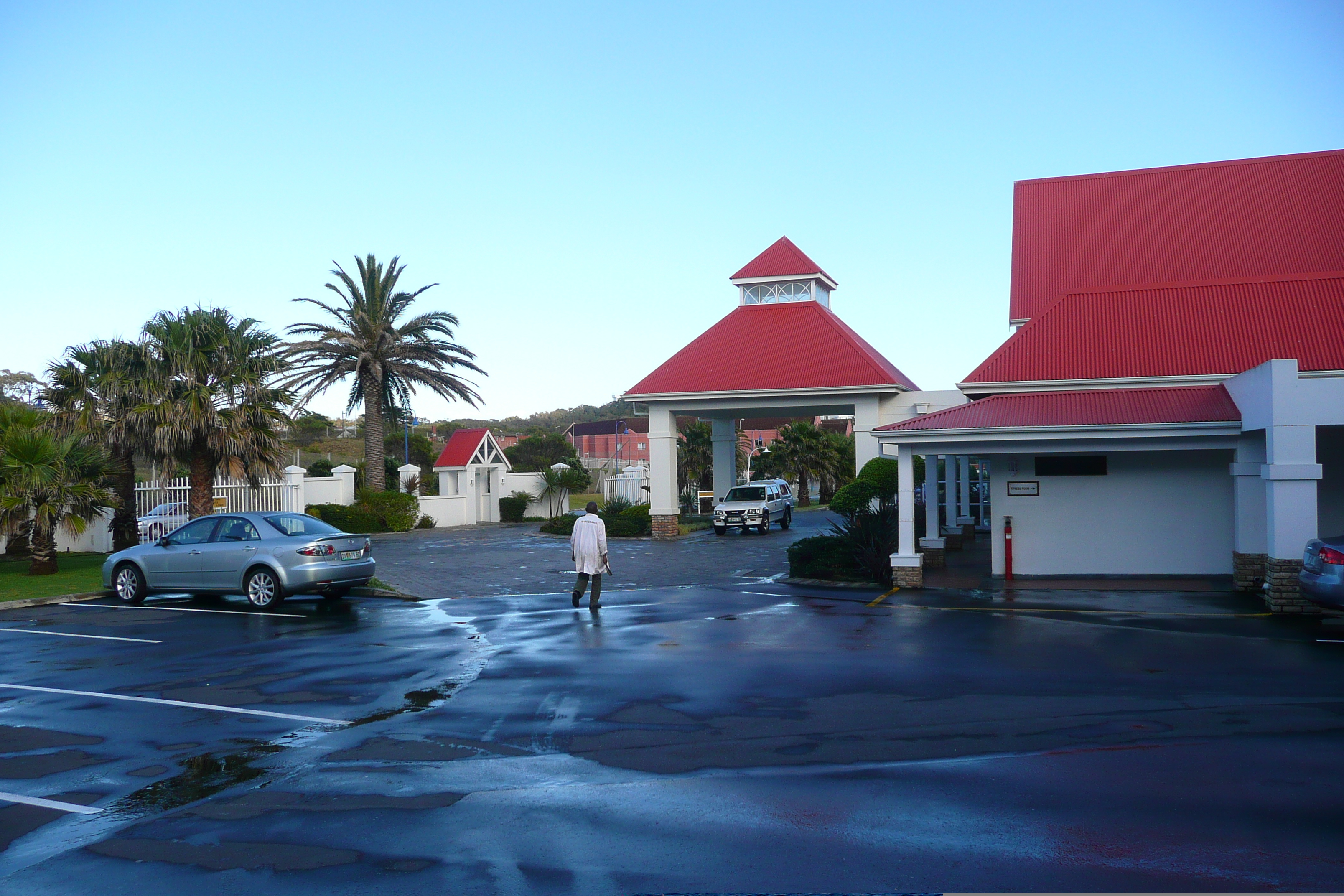 Picture South Africa Port Elizabeth Courtyard Hotel 2008-09 35 - History Courtyard Hotel