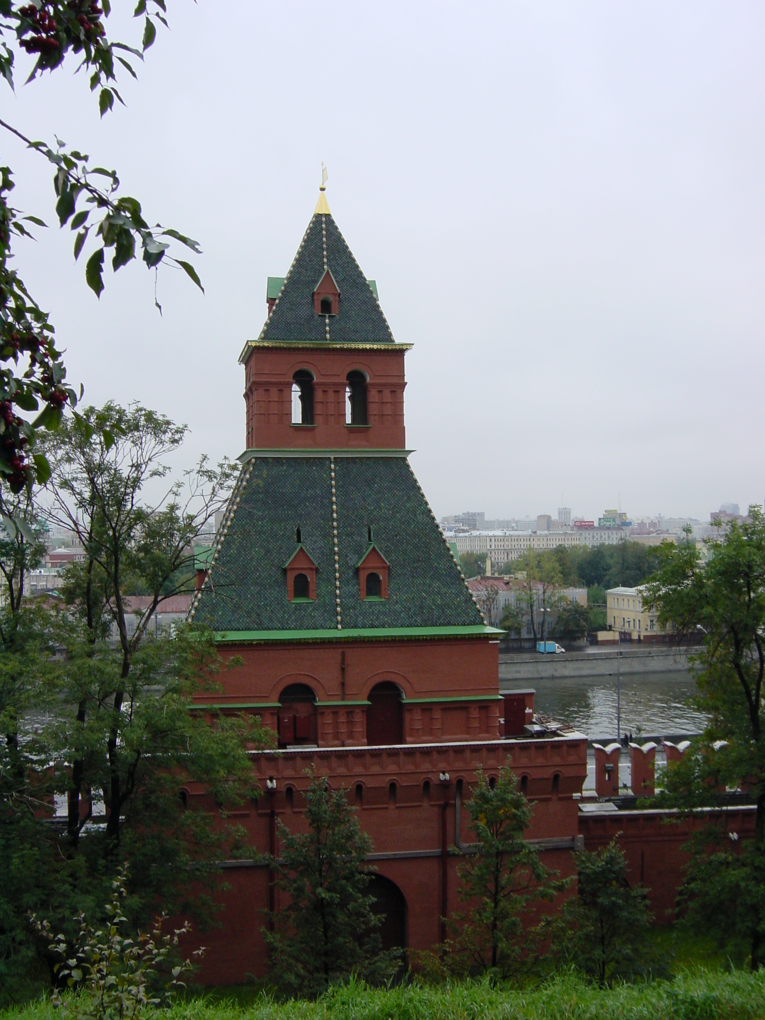 Picture Russia Moscow Kremlin 2001-09 9 - Around Kremlin