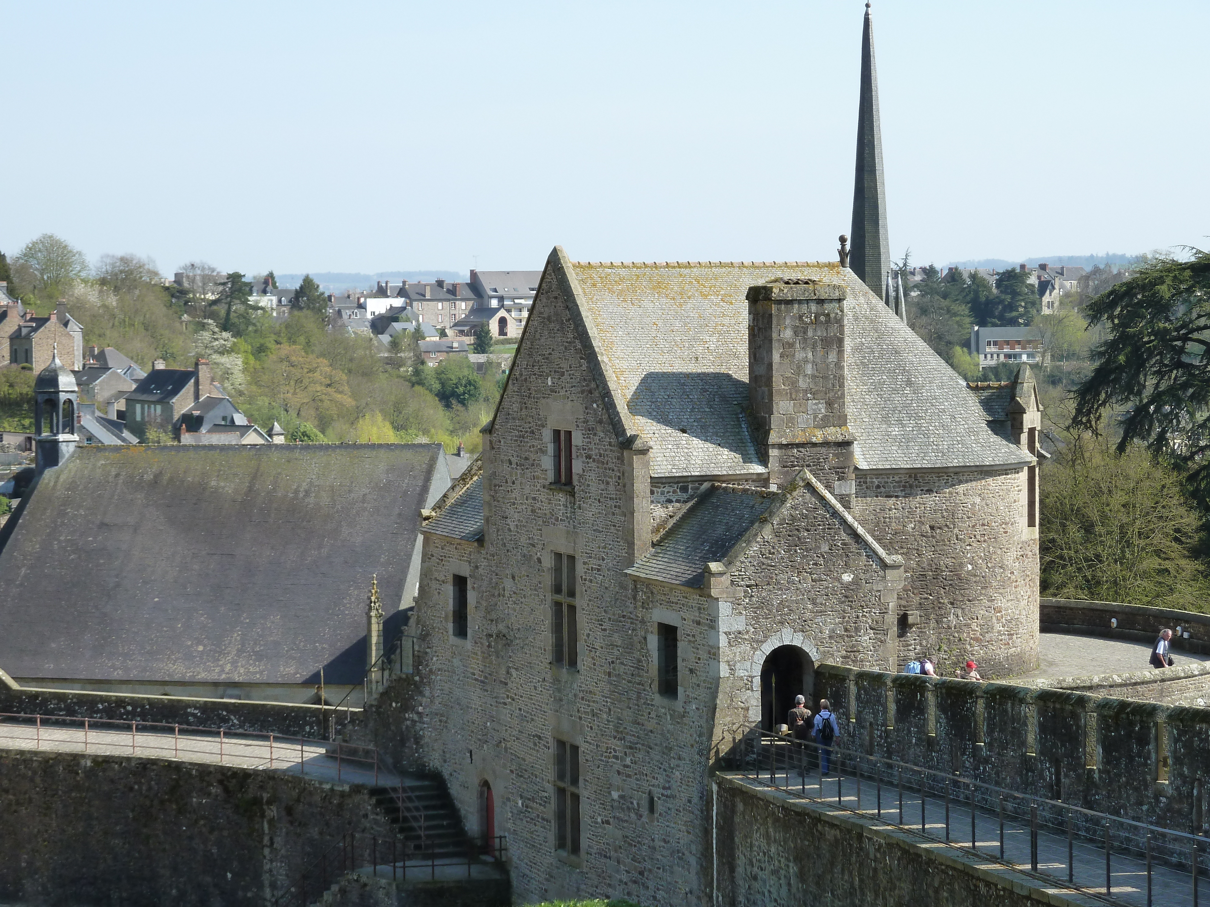 Picture France Fougeres 2010-04 122 - History Fougeres