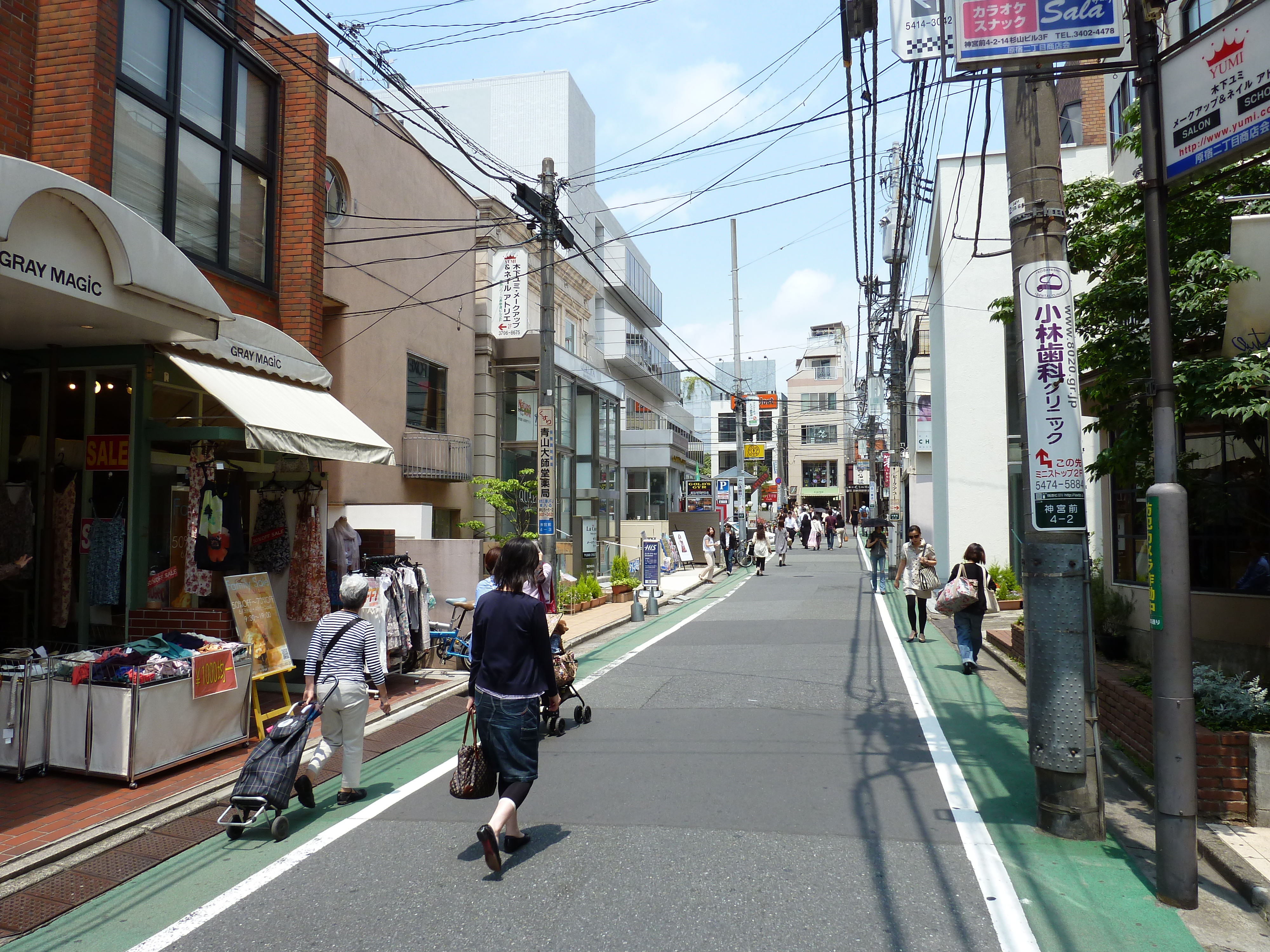 Picture Japan Tokyo Omotesando 2010-06 19 - Tour Omotesando