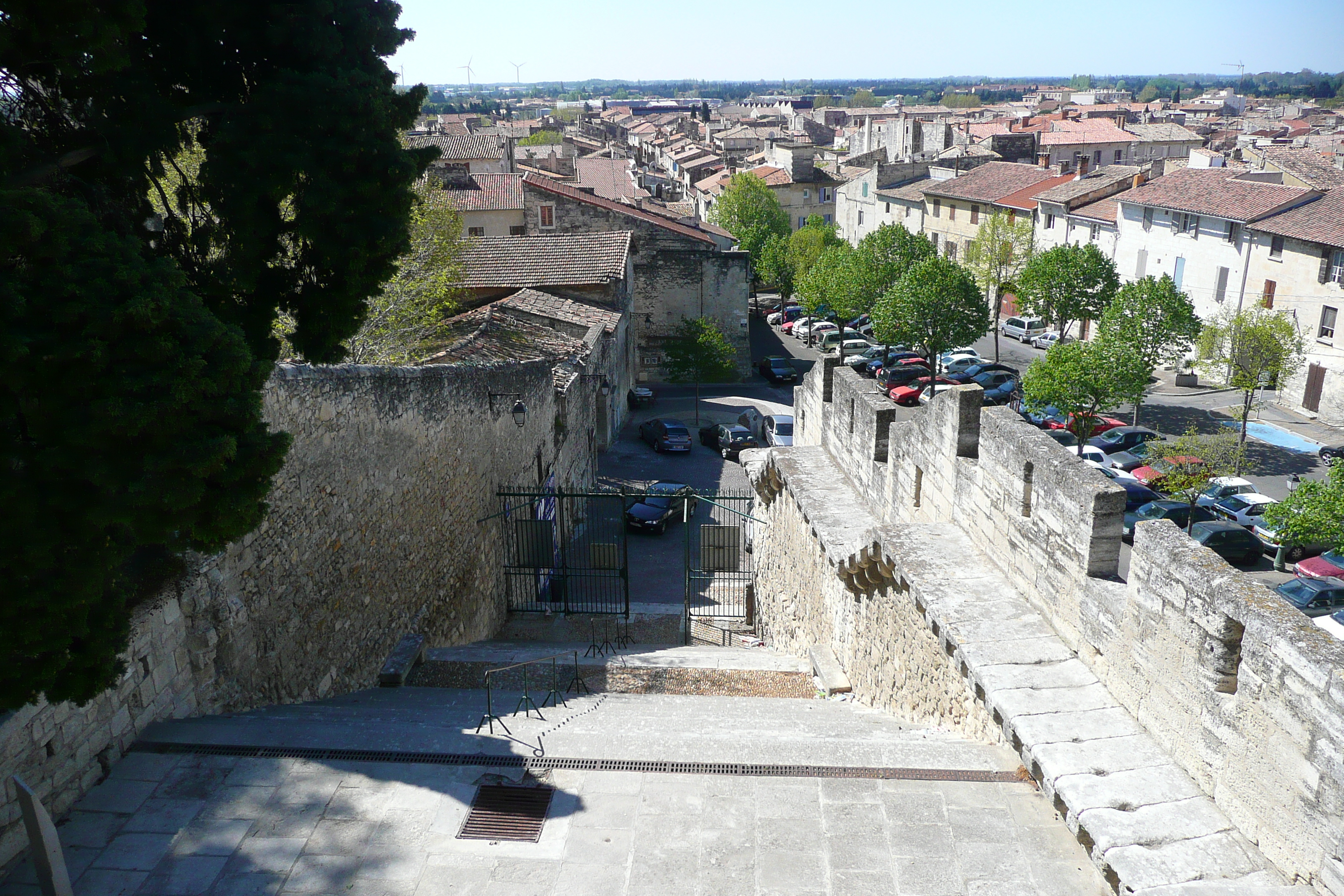 Picture France Beaucaire Beaucaire castle 2008-04 28 - Around Beaucaire castle