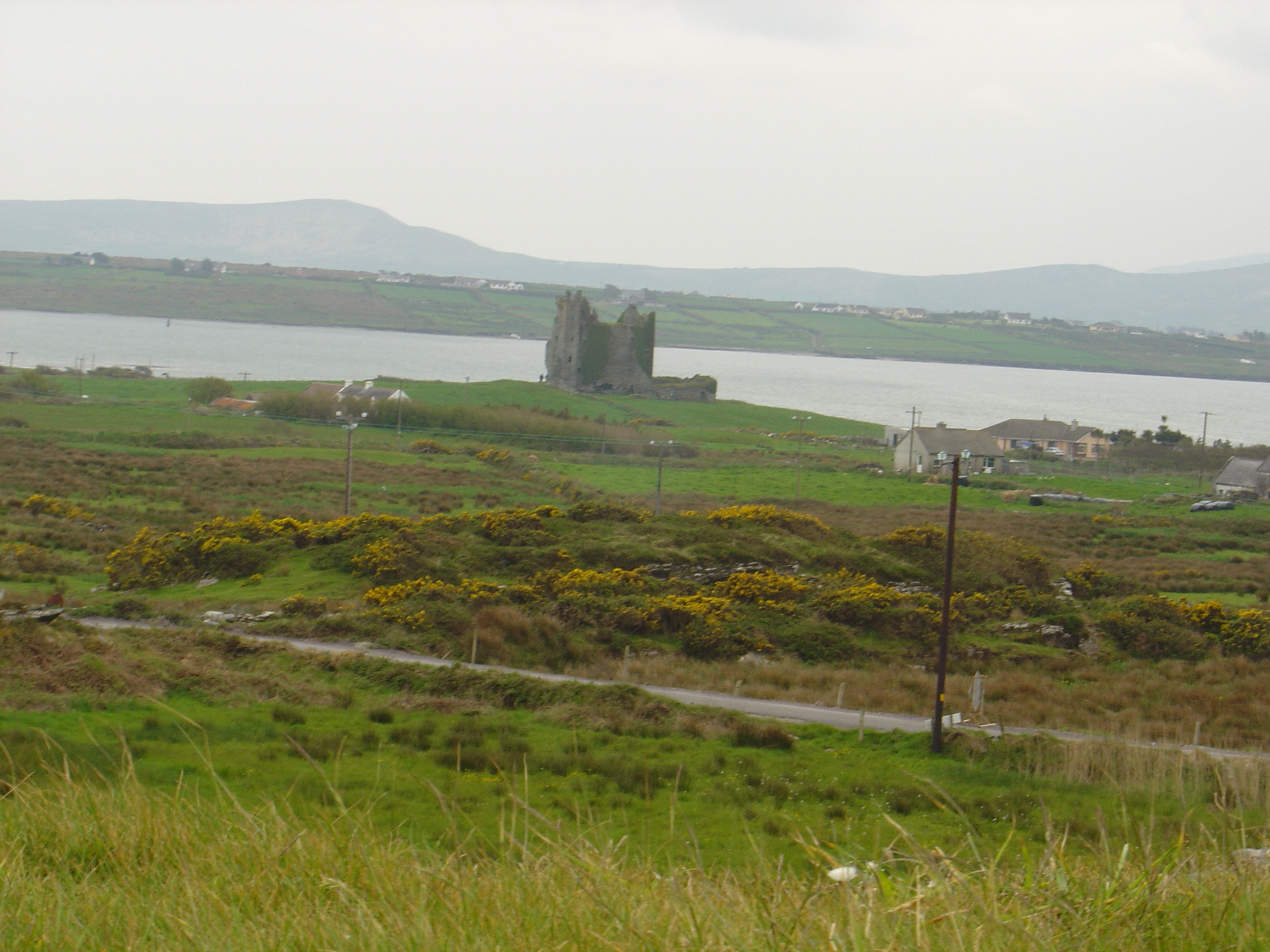 Picture Ireland Kerry Caherdaniel fort 2004-05 11 - Tour Caherdaniel fort