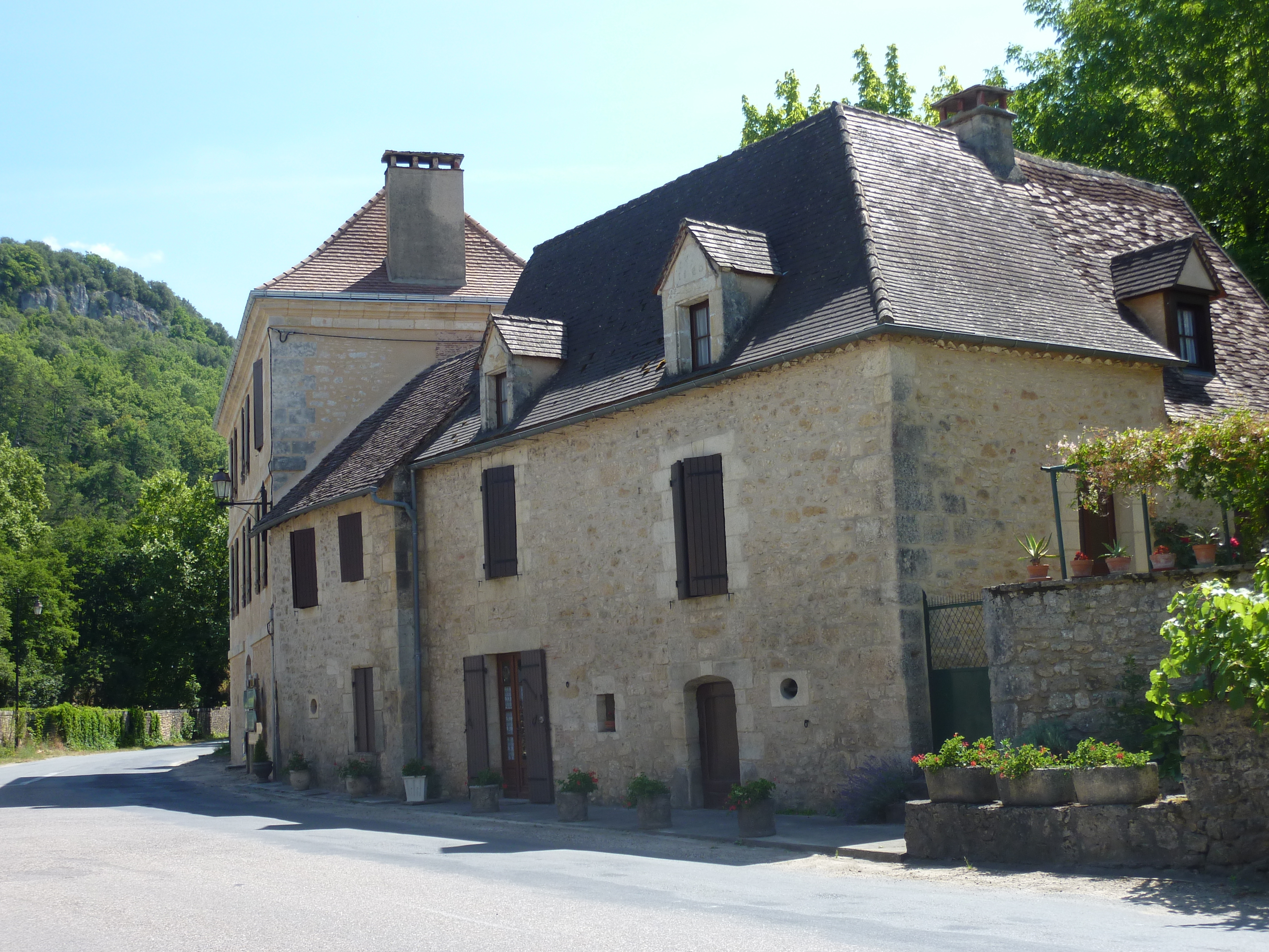 Picture France Campagne 2009-07 5 - History Campagne