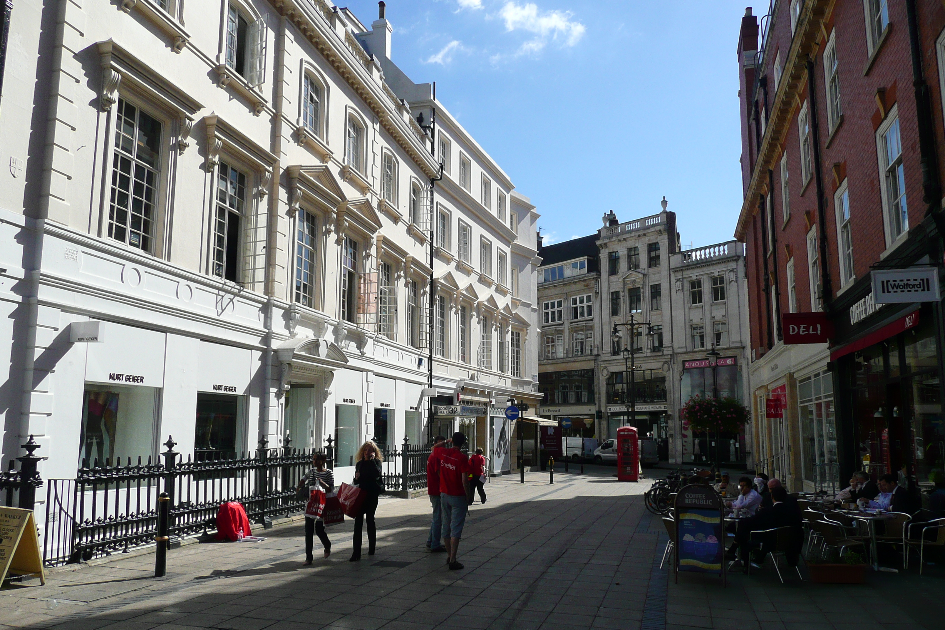 Picture United Kingdom London South Molton Street 2007-09 8 - Discovery South Molton Street