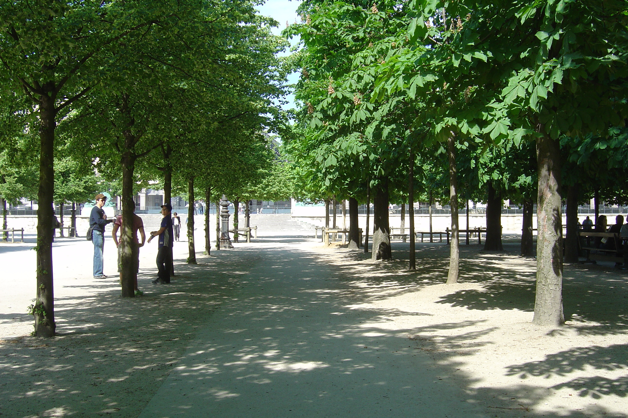 Picture France Paris Garden of Tuileries 2007-05 12 - Discovery Garden of Tuileries