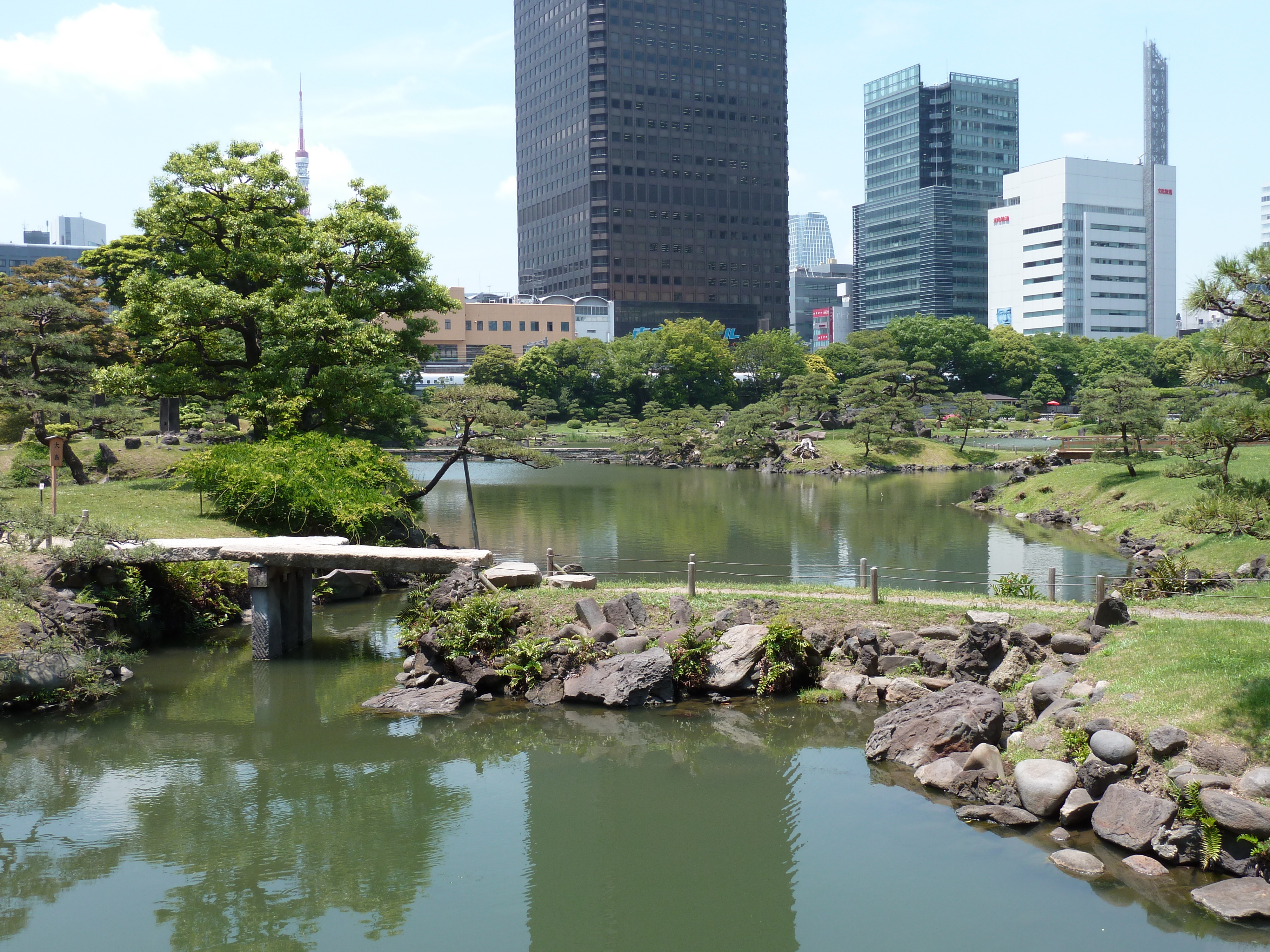 Picture Japan Tokyo Kyu Shiba rikyu Gardens 2010-06 31 - Around Kyu Shiba rikyu Gardens