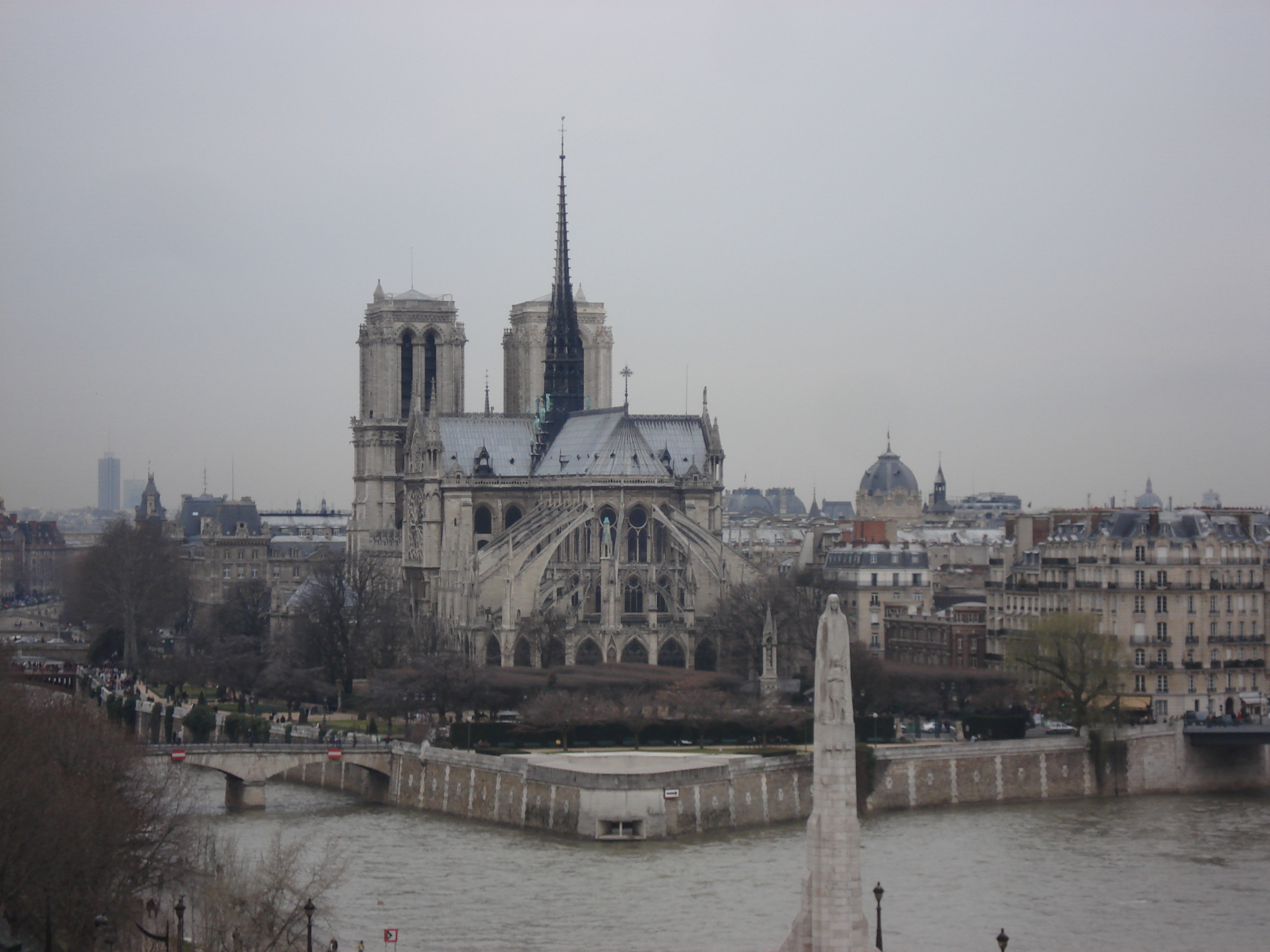 Picture France Paris Notre Dame 2006-03 2 - Center Notre Dame