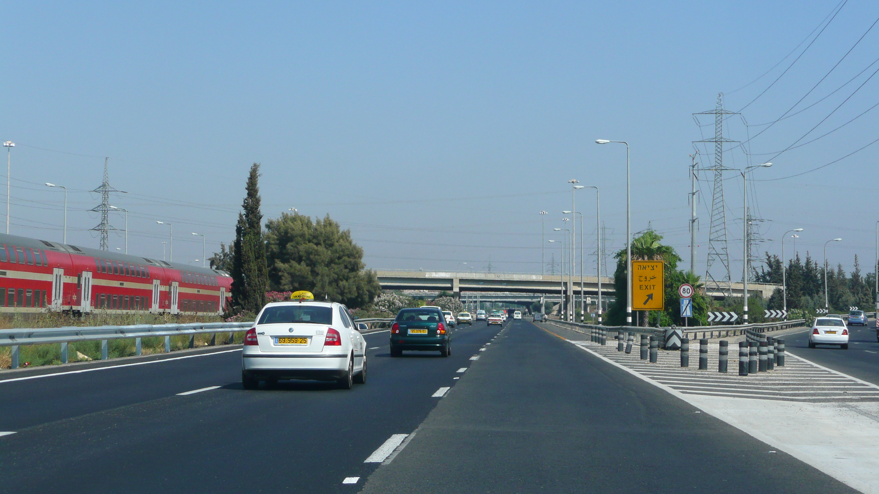 Picture Israel Tel Aviv to Ben Gurion Airport 2007-06 70 - Discovery Tel Aviv to Ben Gurion Airport