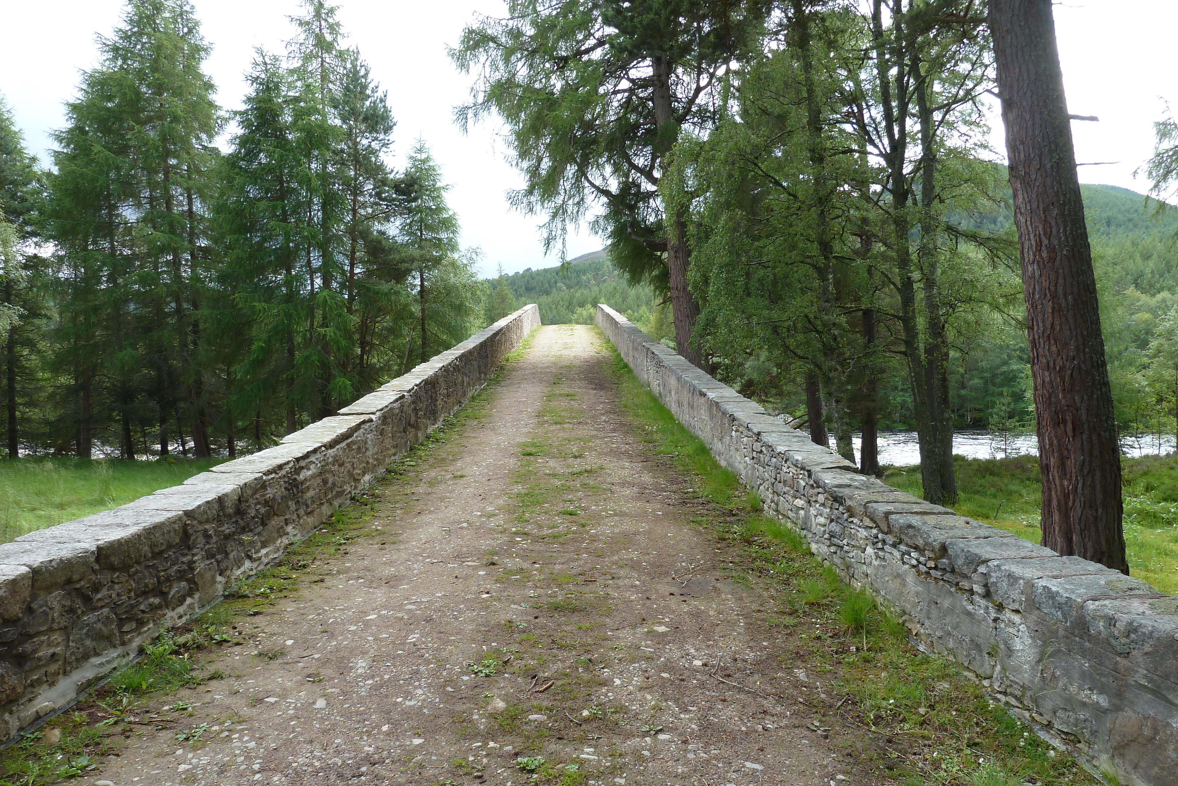 Picture United Kingdom Scotland Cairngorms National Park Invercauld Bridge 2011-07 2 - Discovery Invercauld Bridge