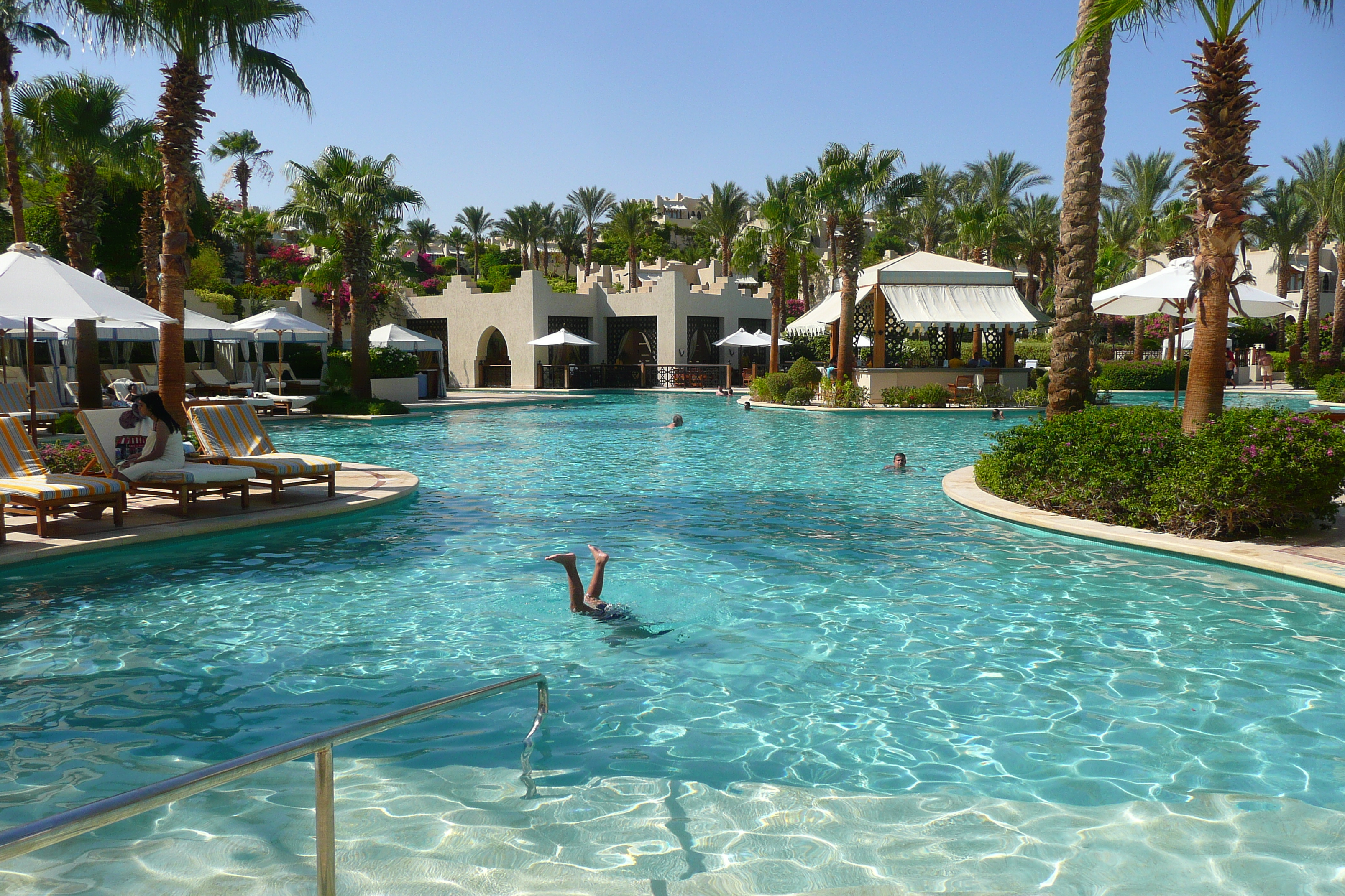 Picture Egypt Sharm el Sheikh Four Seasons Hotel Four Seasons Al Waha Pool 2008-06 22 - Tour Four Seasons Al Waha Pool