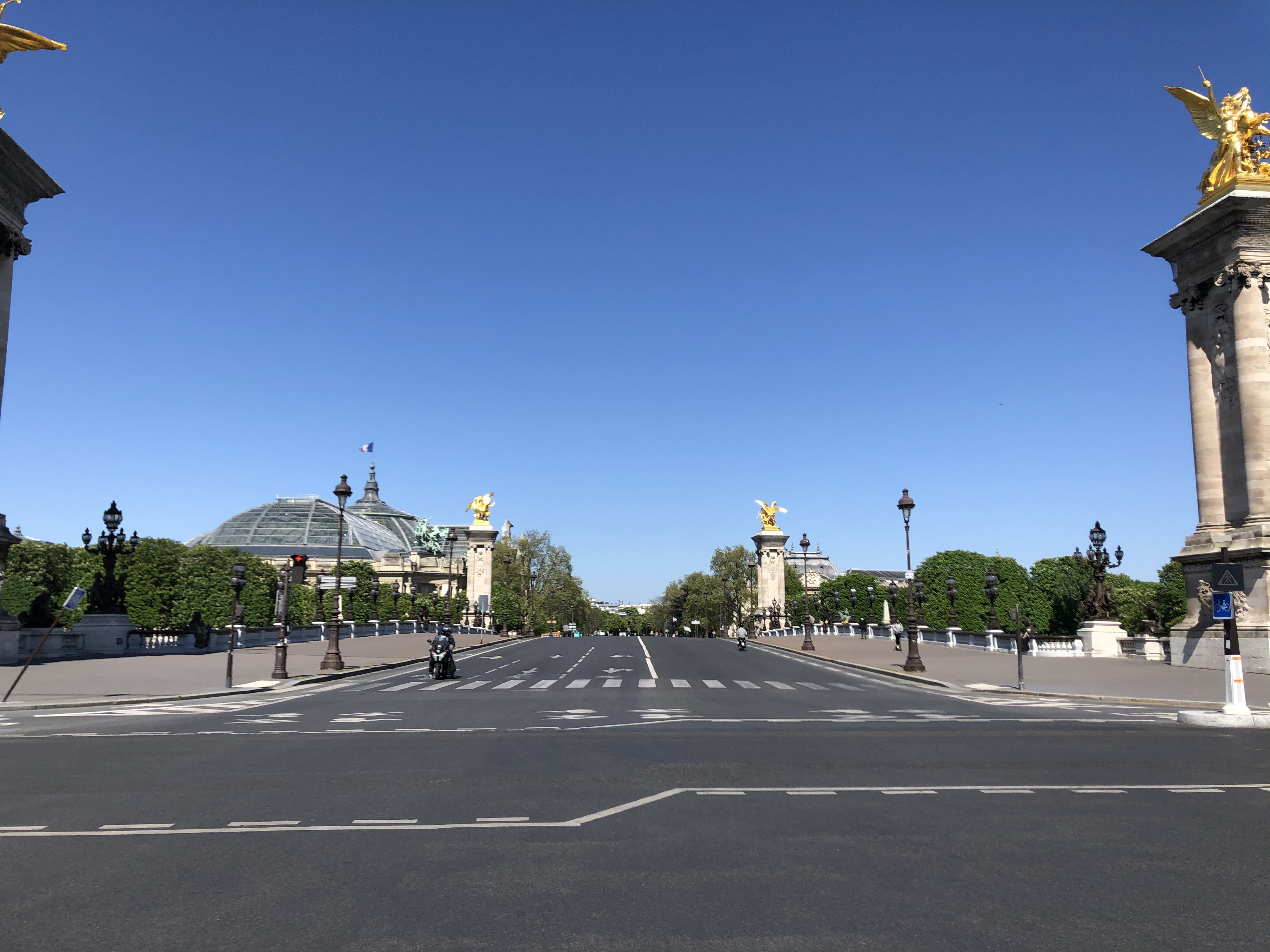 Picture France Paris lockdown 2020-04 210 - Tour Paris lockdown