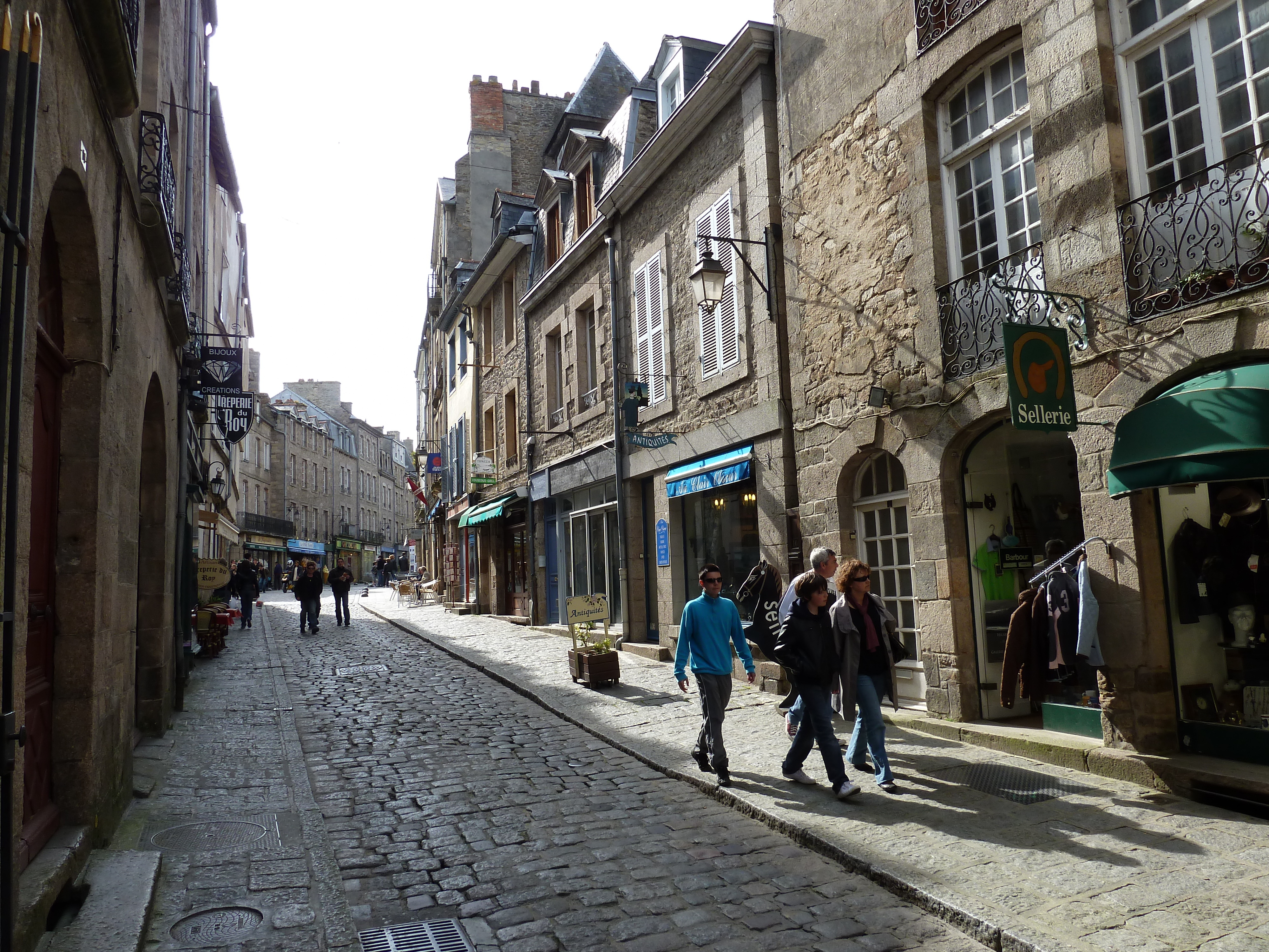 Picture France Dinan 2010-04 74 - Tours Dinan