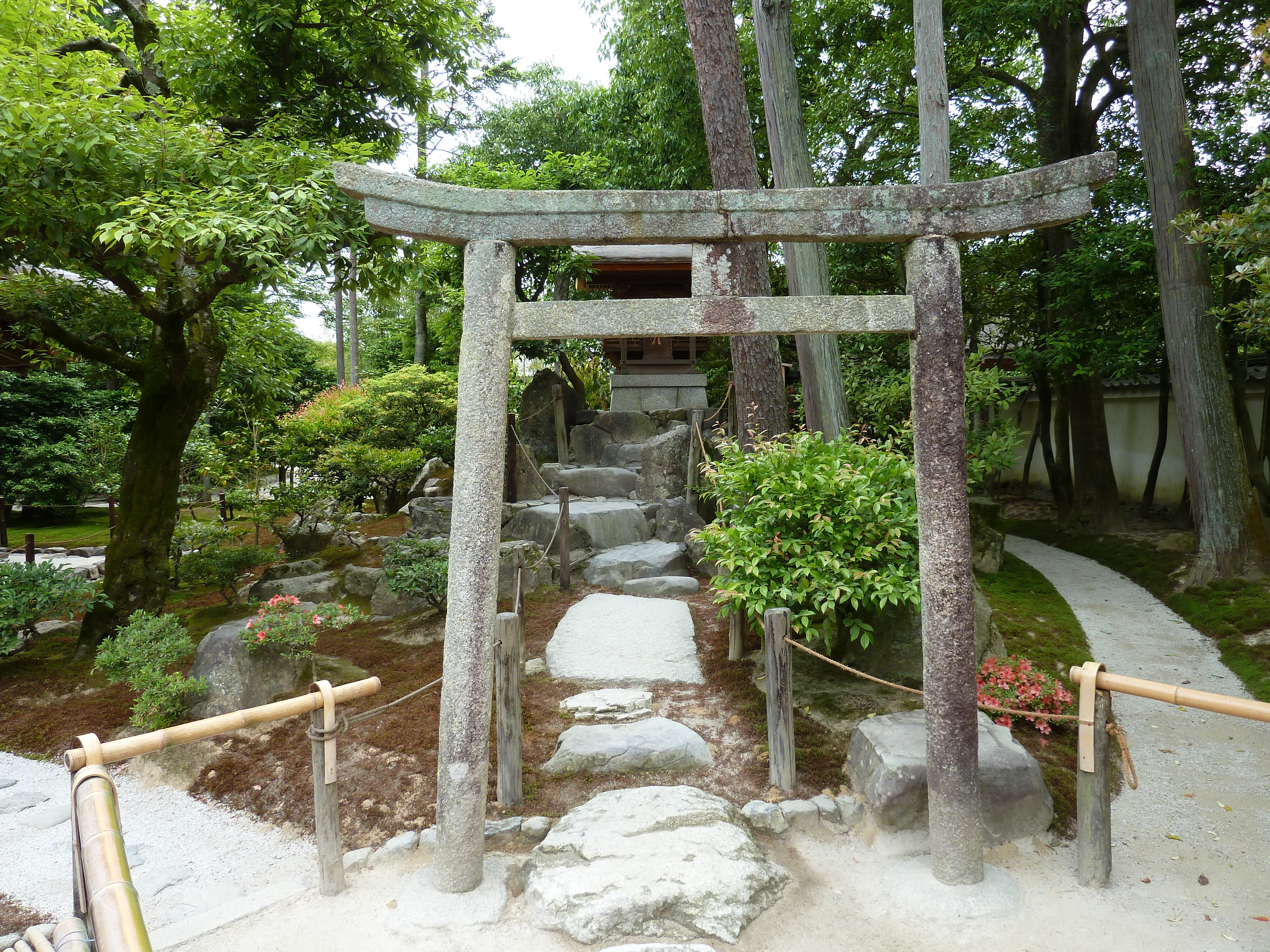 Picture Japan Kyoto Ginkakuji Temple(Silver Pavilion) 2010-06 18 - Center Ginkakuji Temple(Silver Pavilion)