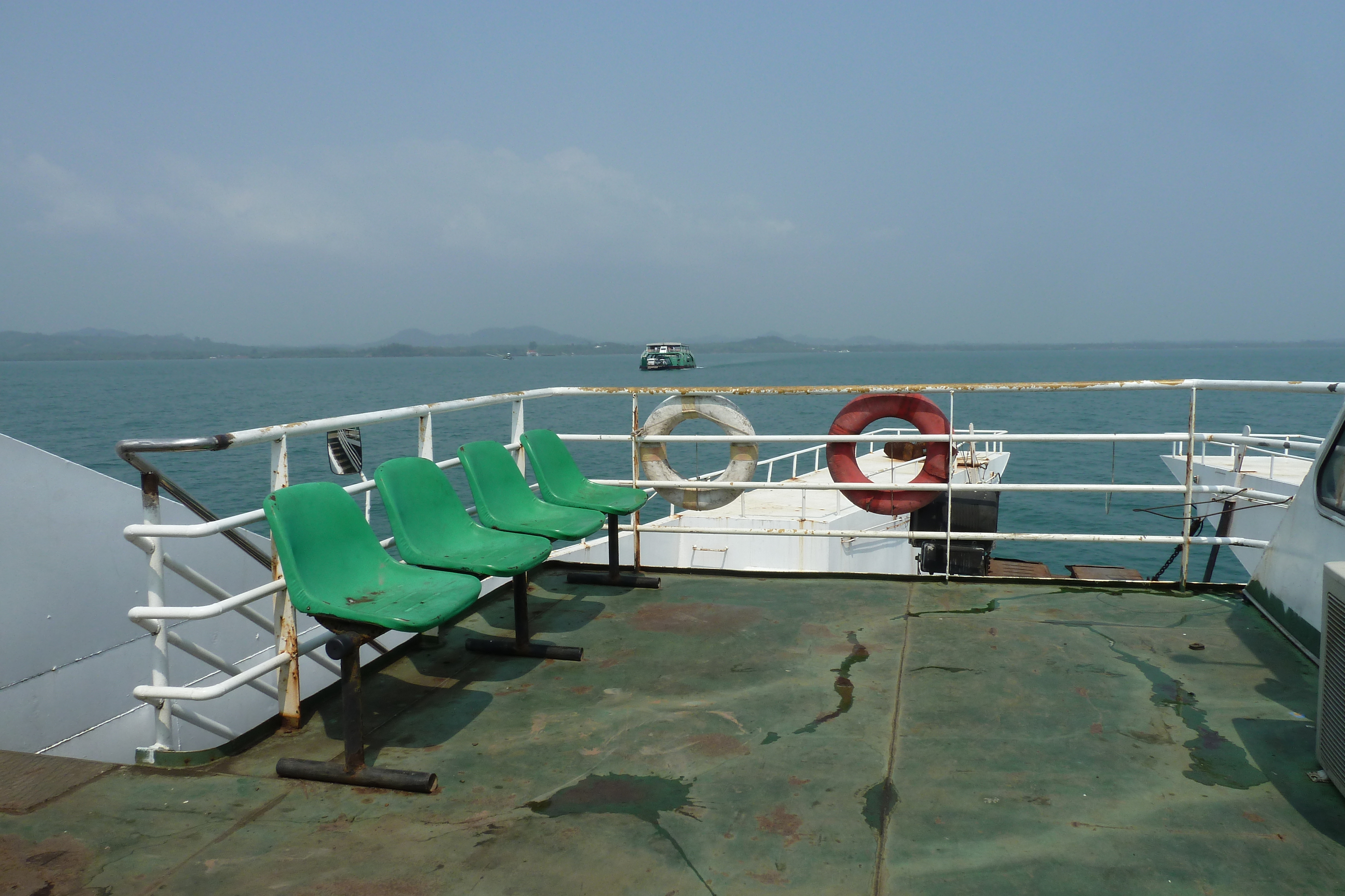 Picture Thailand Ko Chang Ferry 2011-02 6 - Discovery Ferry