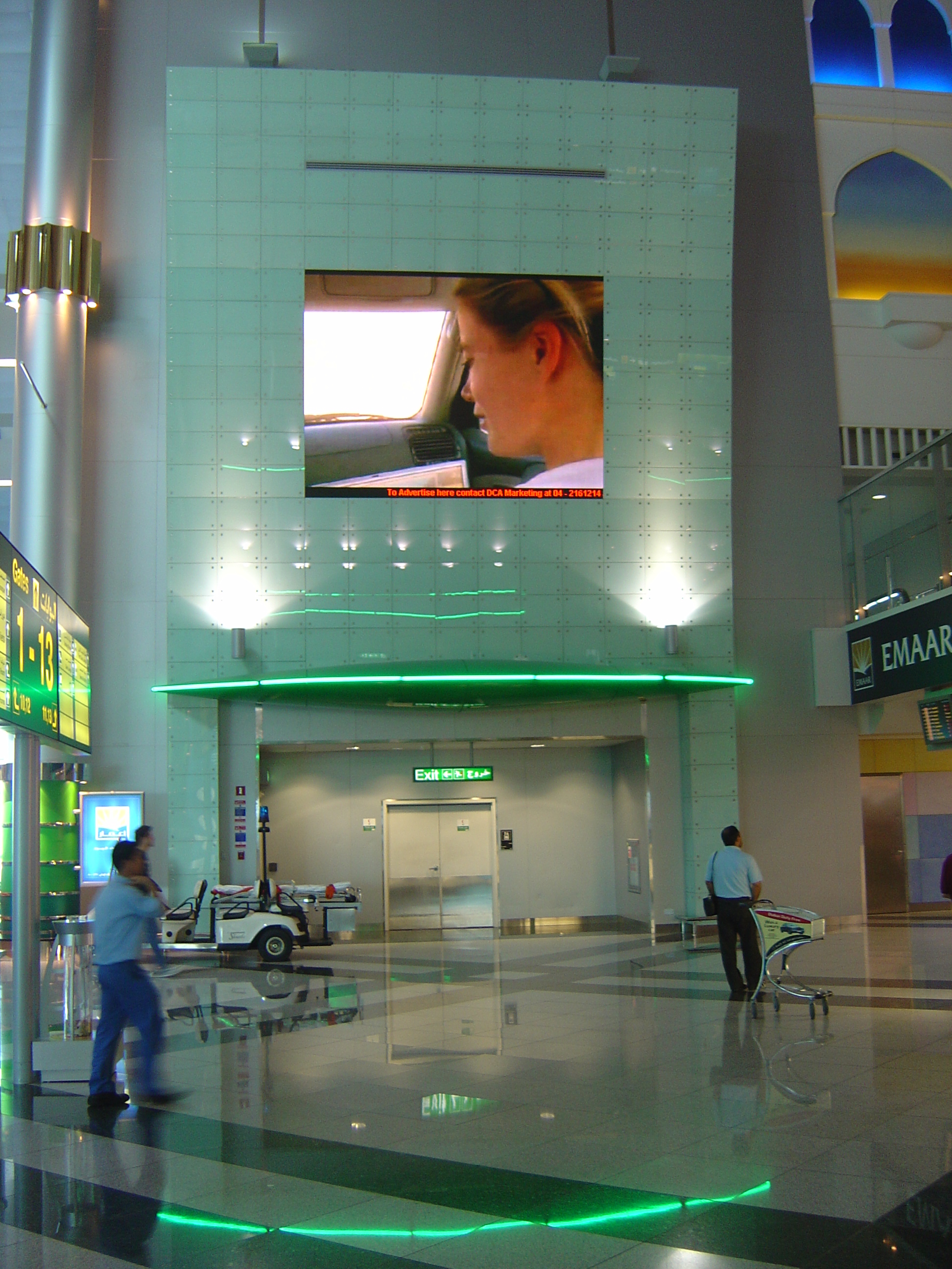 Picture United Arab Emirates Dubai Airport 2005-03 10 - Around Airport