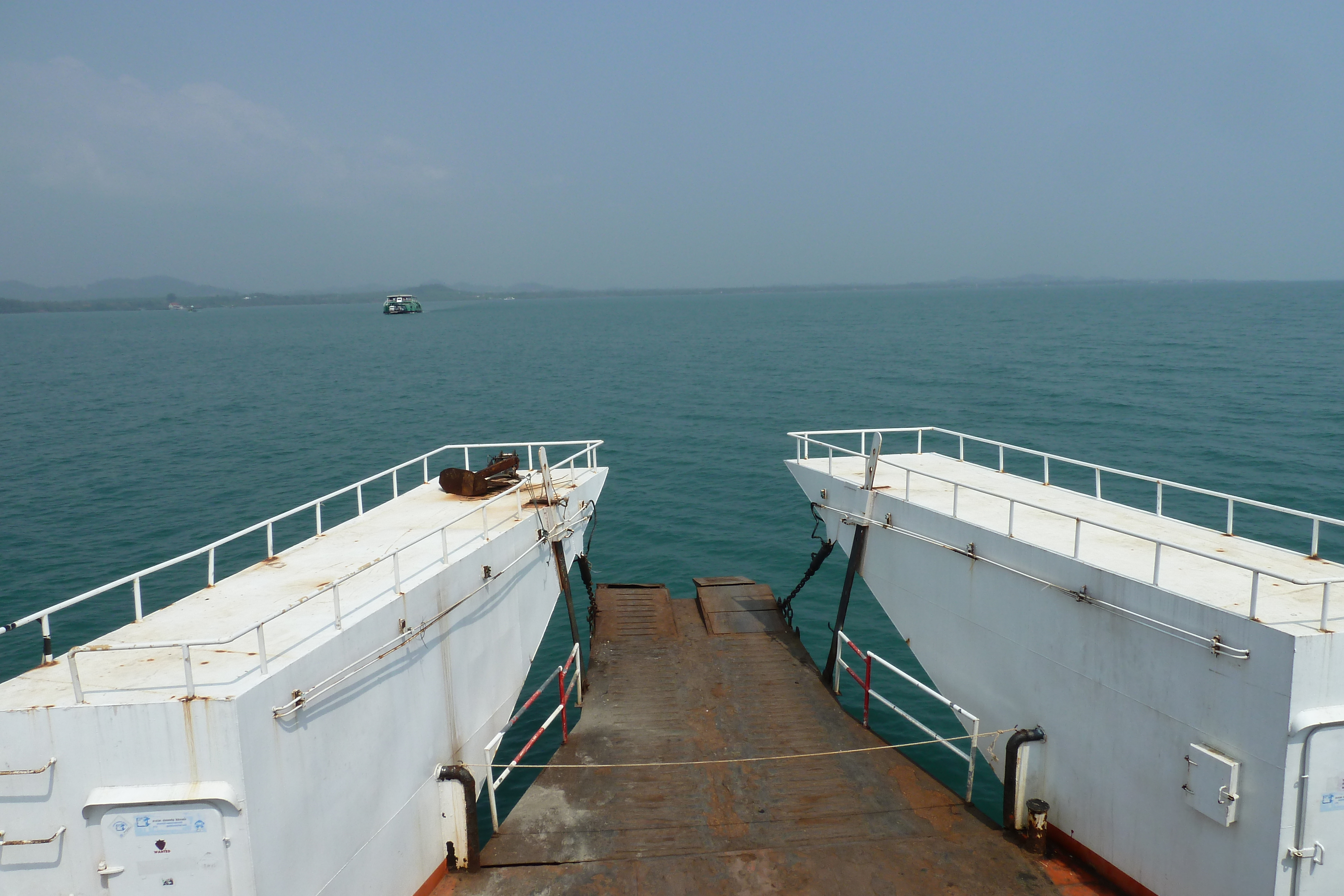 Picture Thailand Ko Chang Ferry 2011-02 11 - Center Ferry