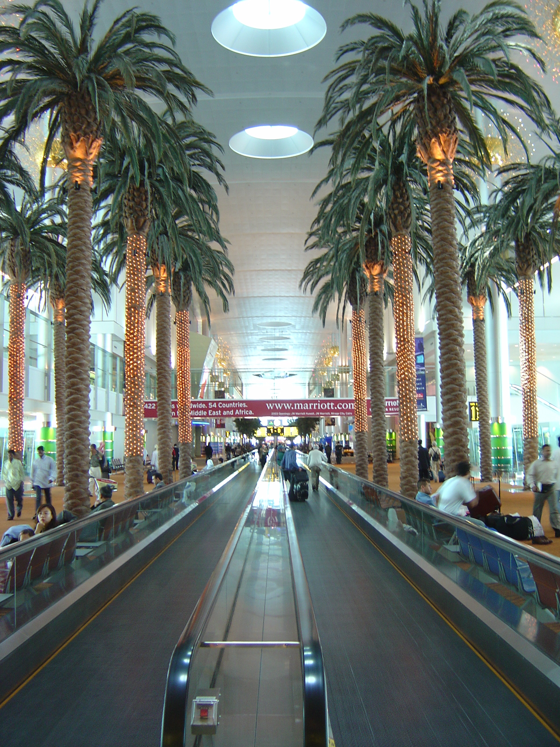 Picture United Arab Emirates Dubai Airport 2005-03 5 - Center Airport