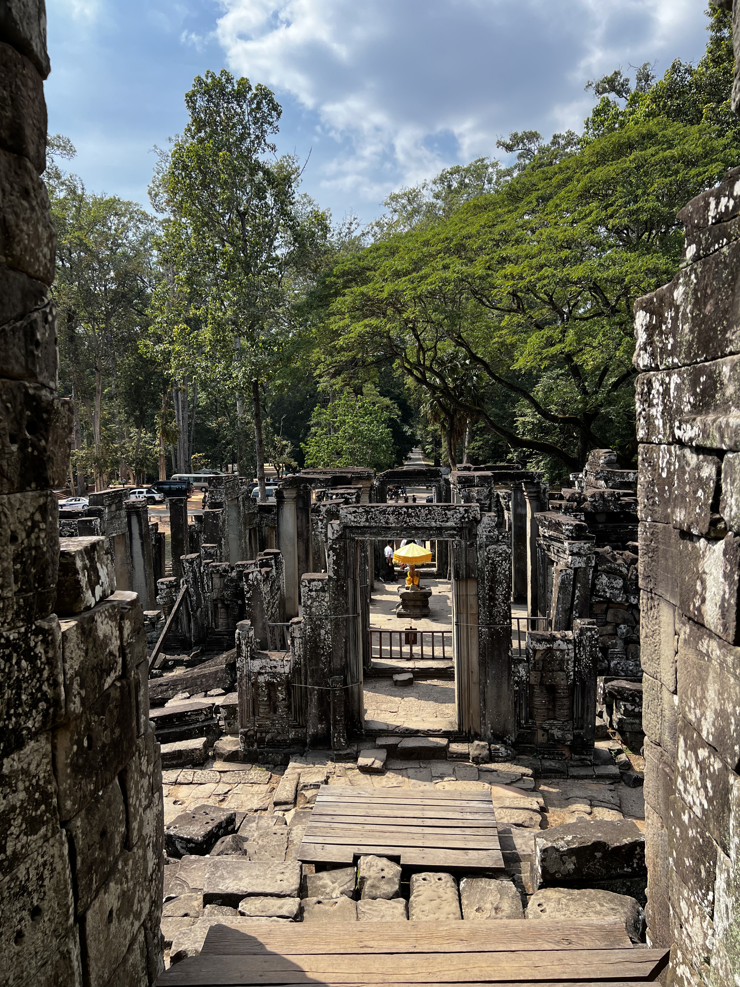 Picture Cambodia Siem Reap Bayon 2023-01 141 - Center Bayon