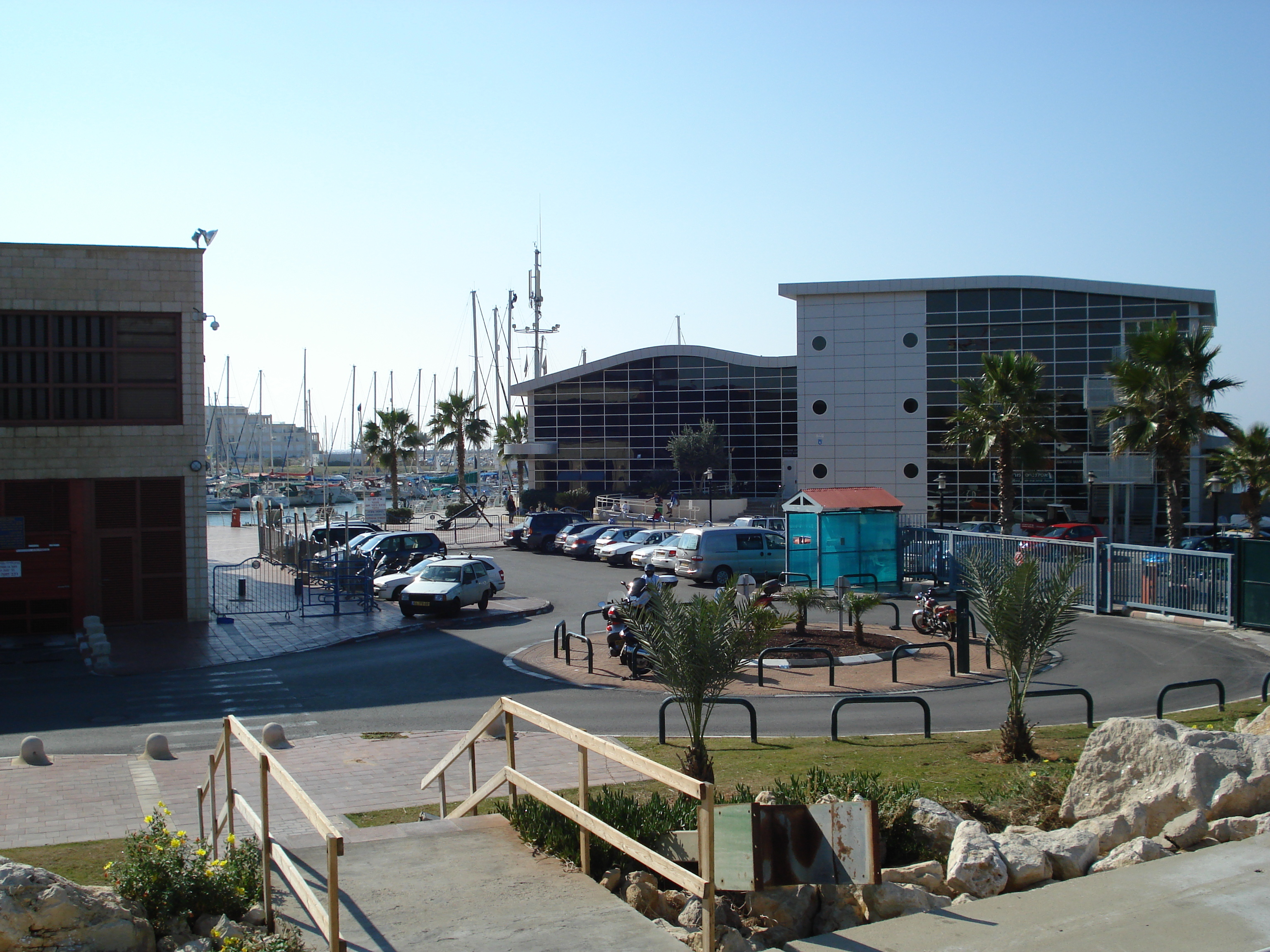 Picture Israel Herzliya 2006-12 69 - Journey Herzliya