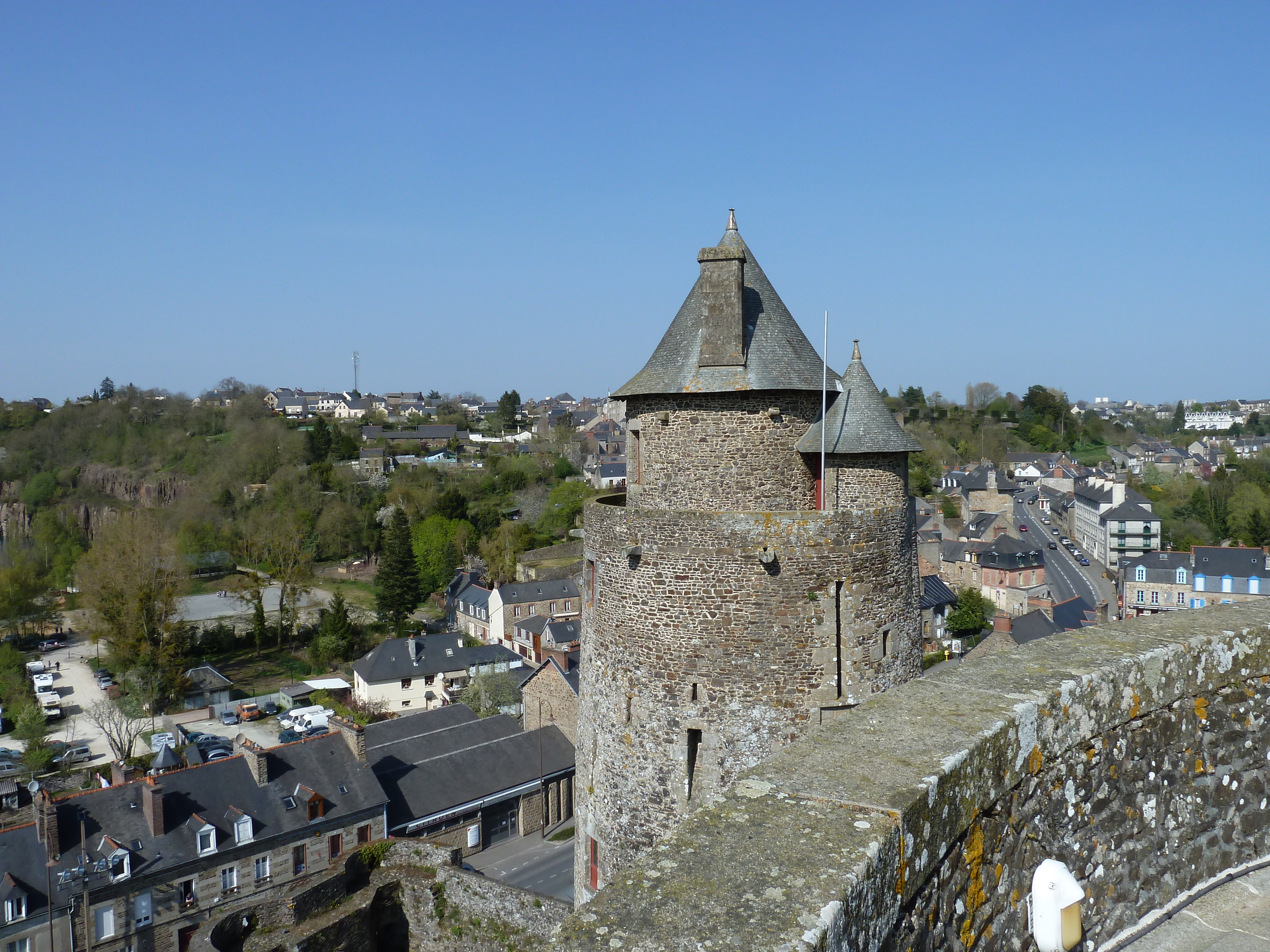 Picture France Fougeres 2010-04 181 - Tours Fougeres